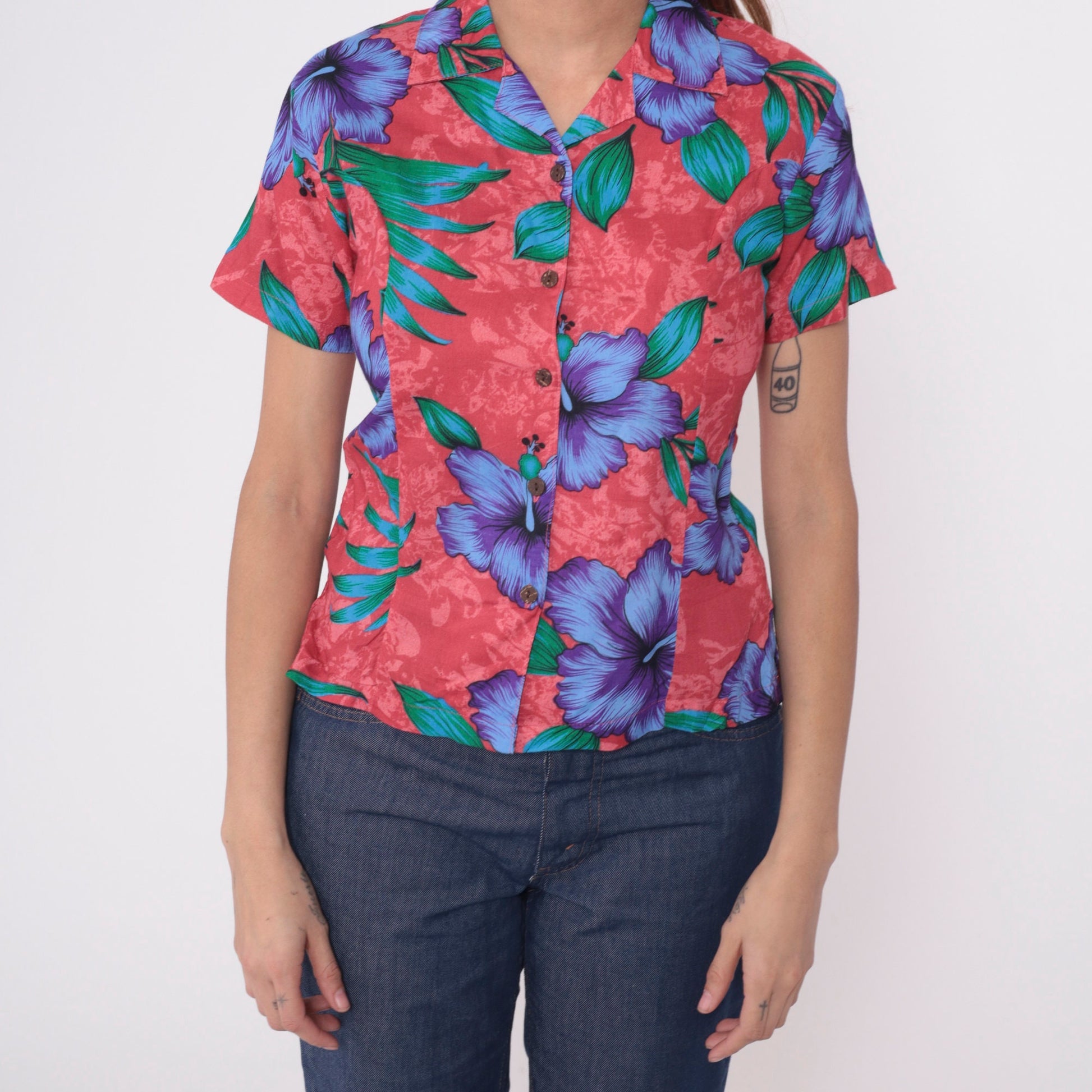 90s Red Tropical Floral Hibiscus Button-Up Blouse Short Sleeve Small
