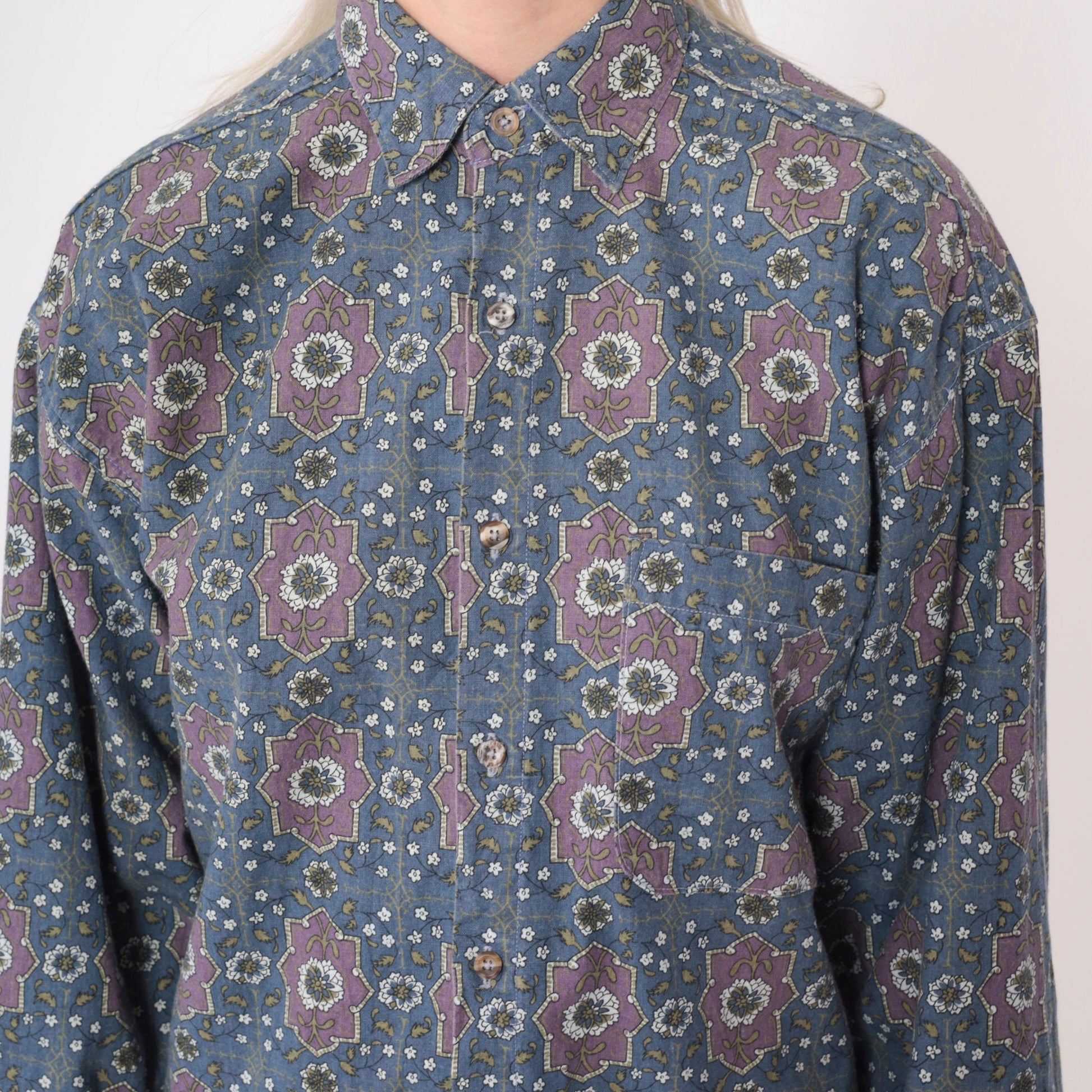 90s Red Eye by Marc Daniels Geometric Medallion Floral Button Up Shirt Small