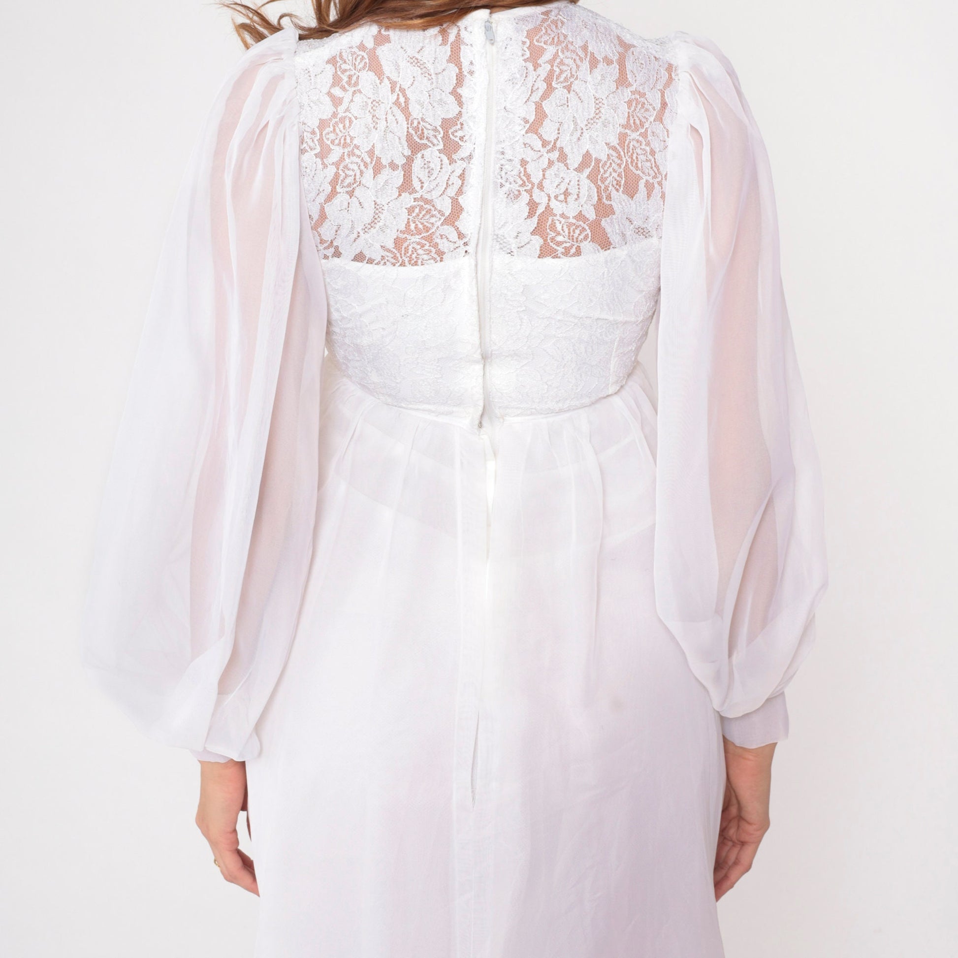 70s White Lace Maxi Wedding Dress Empire Waist Balloon Sleeve Sweetheart Neckline Extra Small