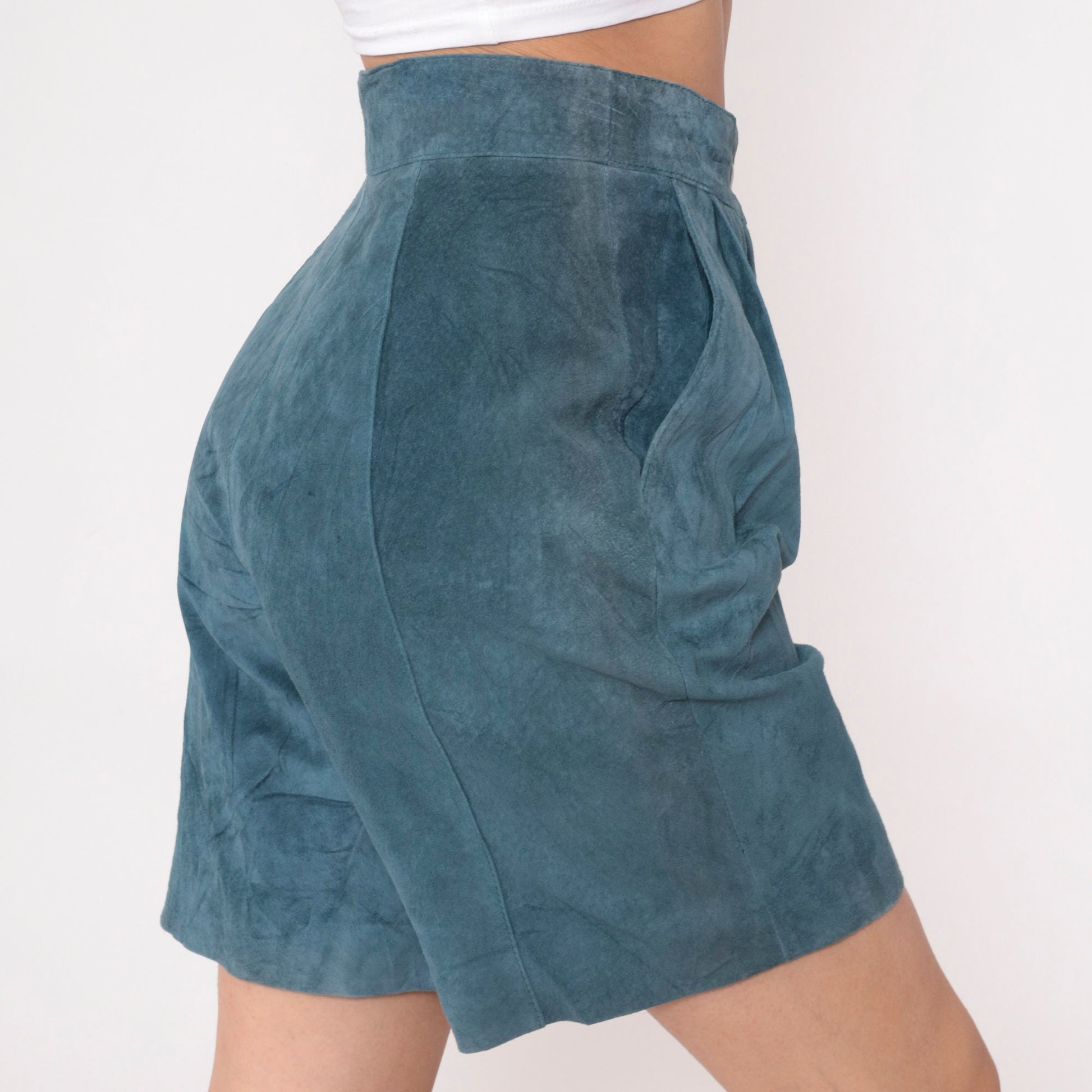 80s Blue Suede High-Waisted Shorts Pleated Front Small