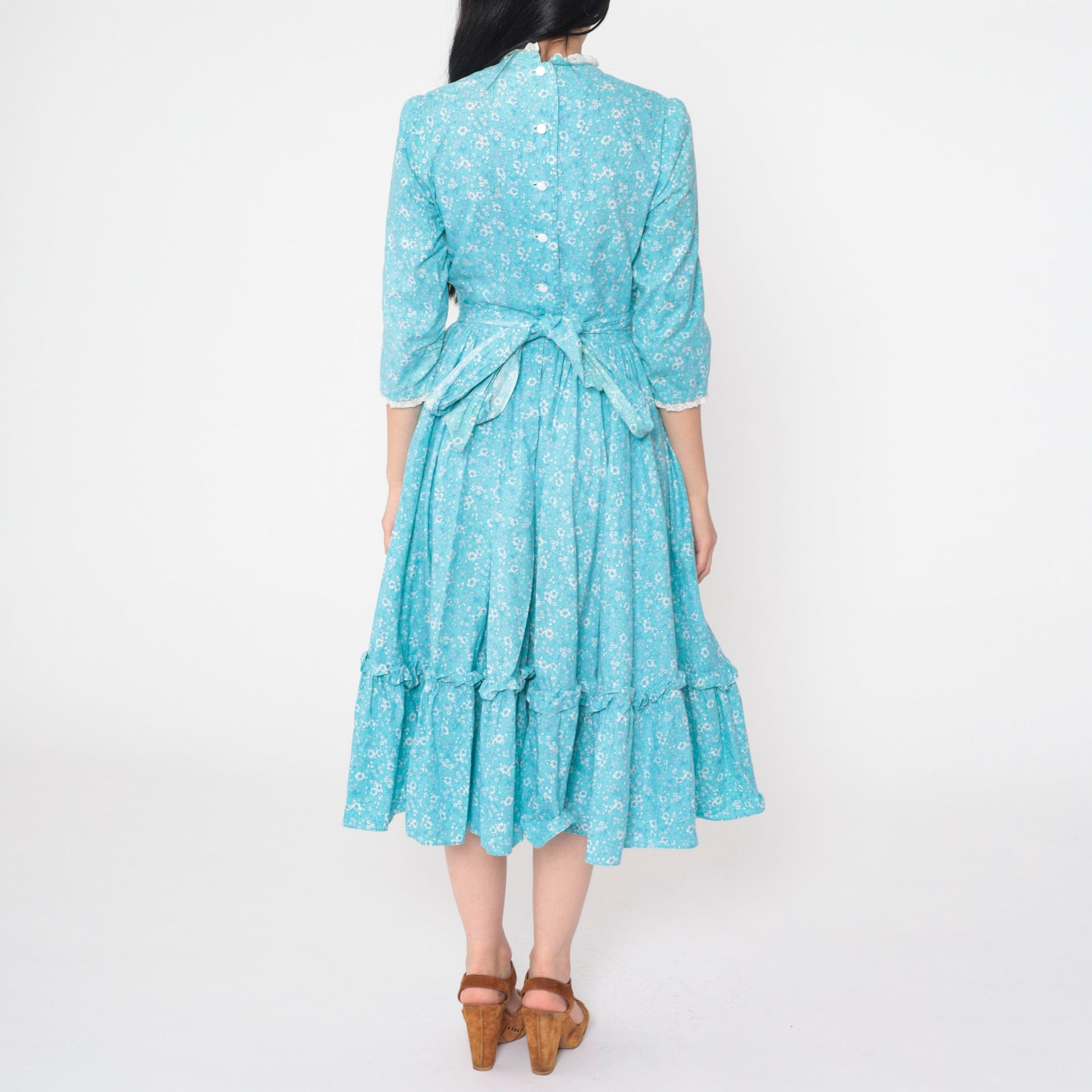 70s Blue Calico Floral Midi Dress Tiered 3/4 Sleeve Mock Neck Small