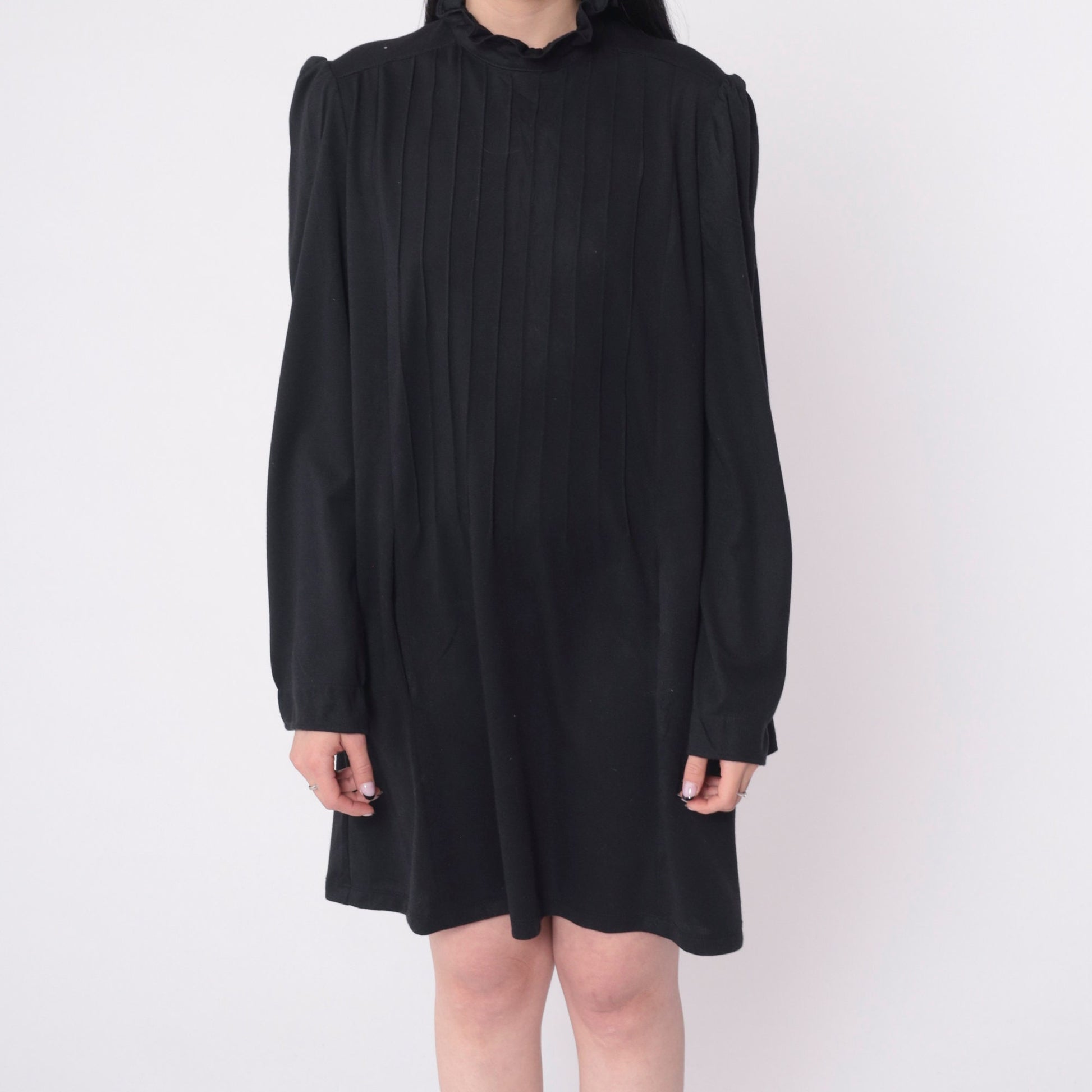 70s Black Shift Dress Ruffle Neck Pintuck Puff Sleeve Mini Medium Large