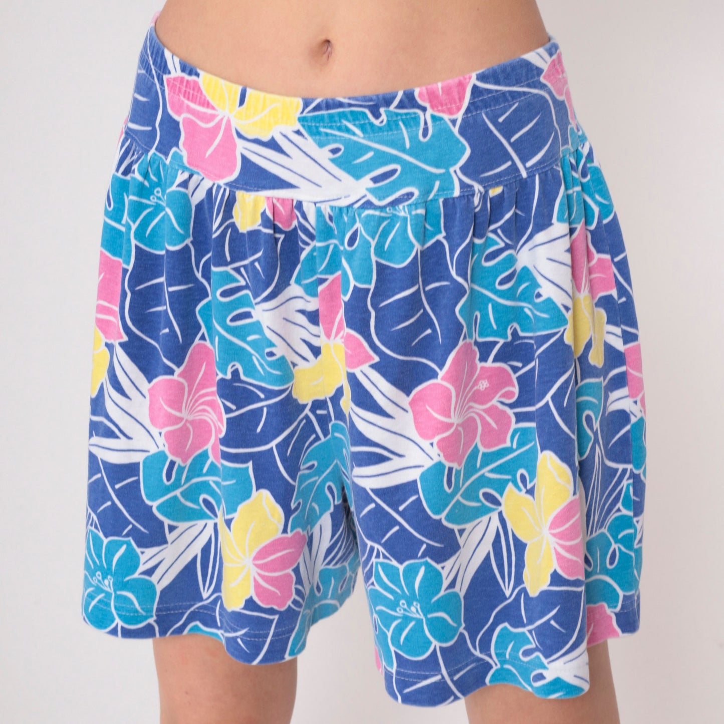 90s Tropical Floral Shorts High Waist Hibiscus Leaf Print Blue Pink Medium