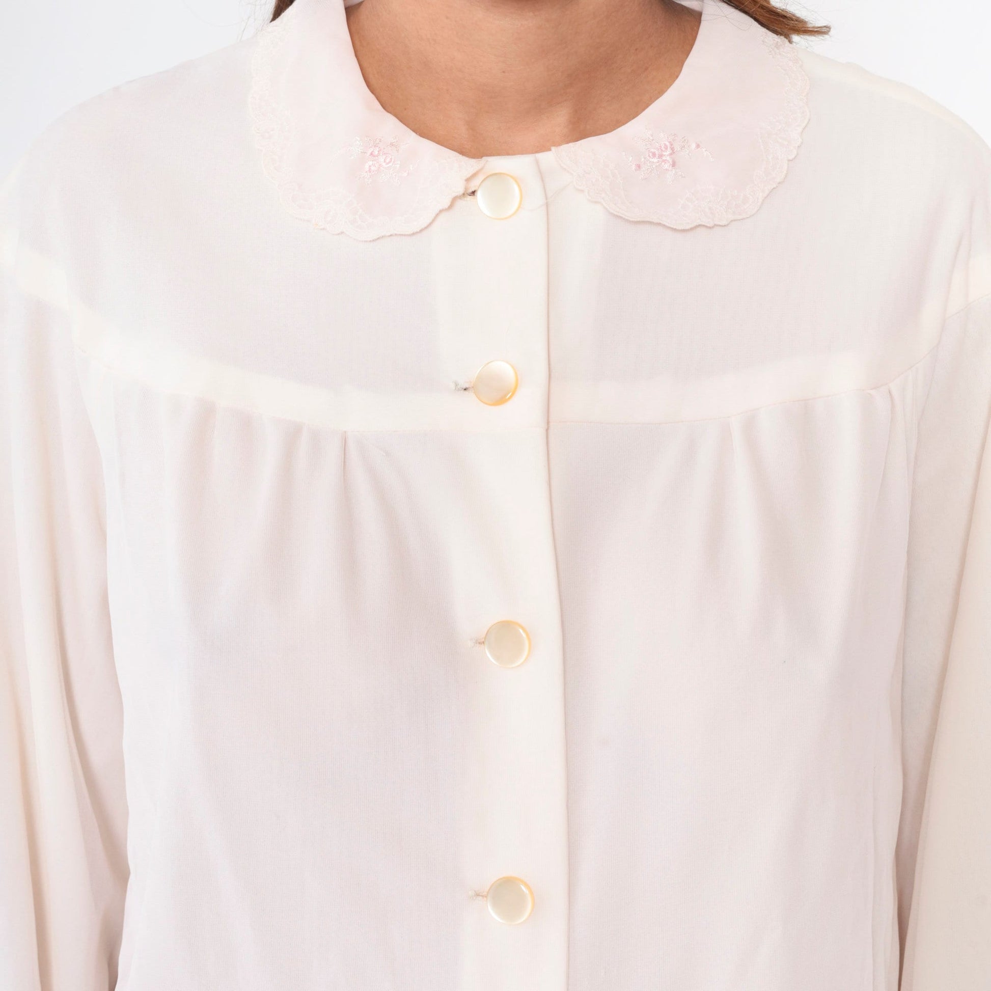 70s Floral Embroidered Nylon Lounge Dress Cream Button-Up Nightie Medium Large
