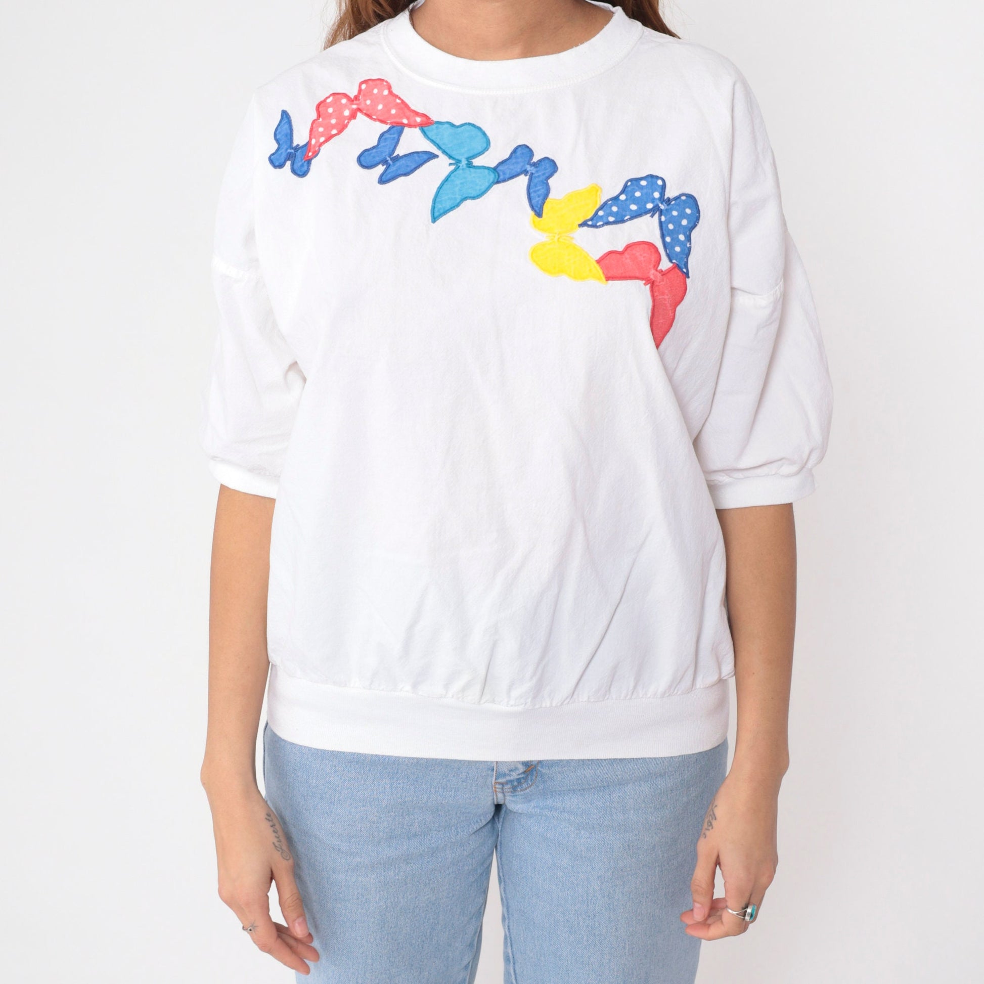 90s Butterfly Applique White Cotton T-Shirt Short Sleeve Banded Hem Large L