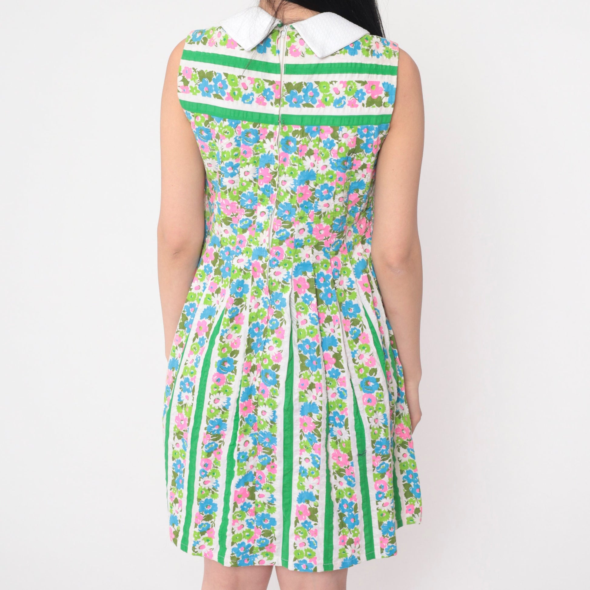 1960s Floral Seersucker Mini Dress Peter Pan Collar Pleated A-Line Green Extra Small