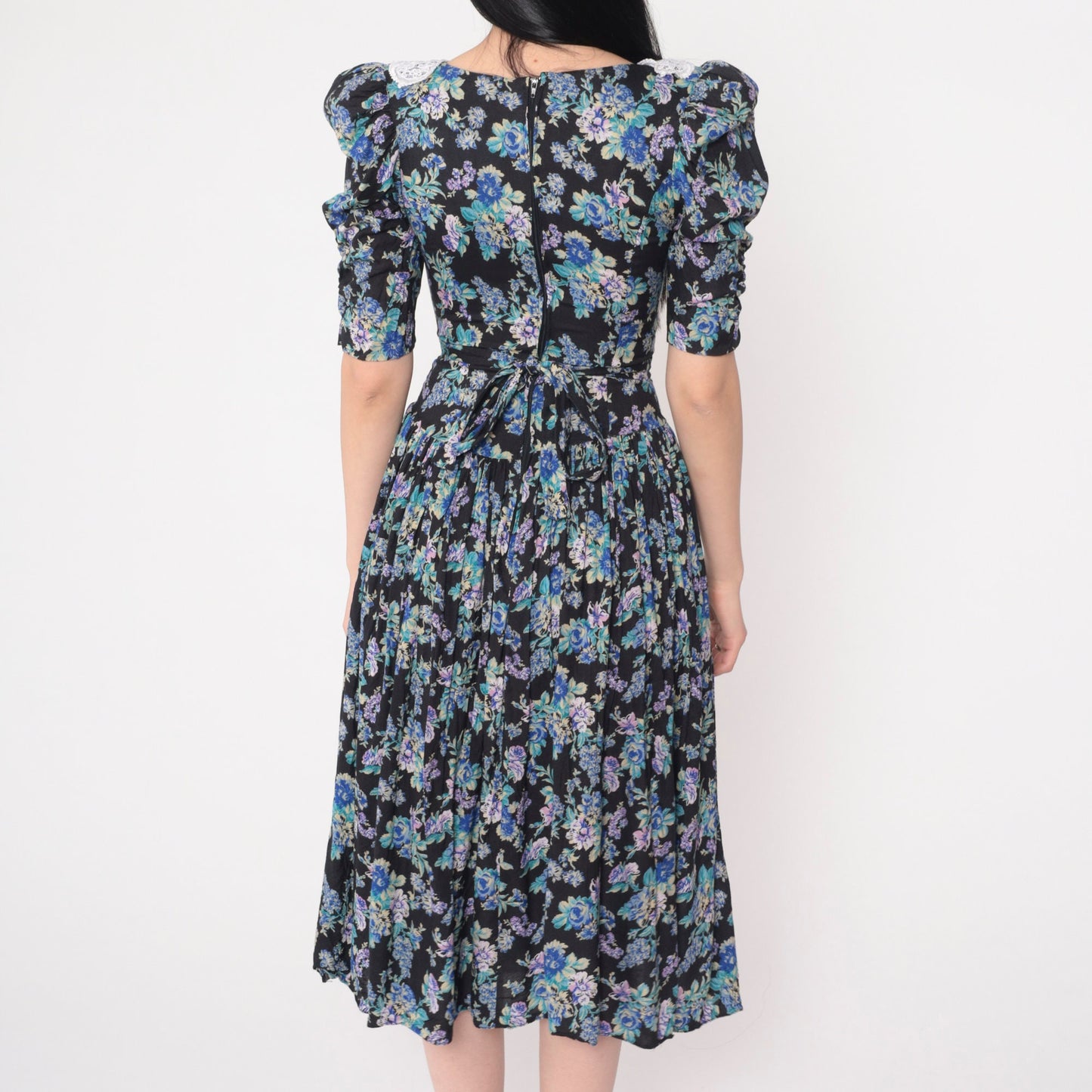 80s Black Floral Midi Dress Puff Sleeve Princess Seams Basque Waist Rayon XXS