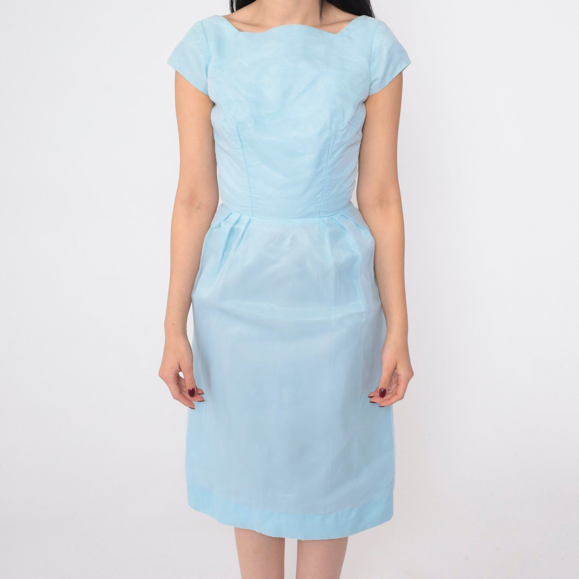 60s Baby Blue Scalloped Neckline Sheath Dress Cap Sleeve Knee Length Extra Small