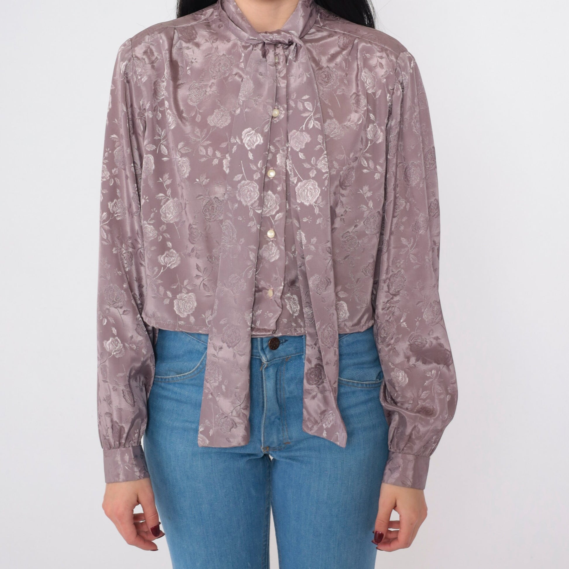 70s Purple Floral Ascot Blouse Embossed Button-Up Crop Top Long Sleeve Medium