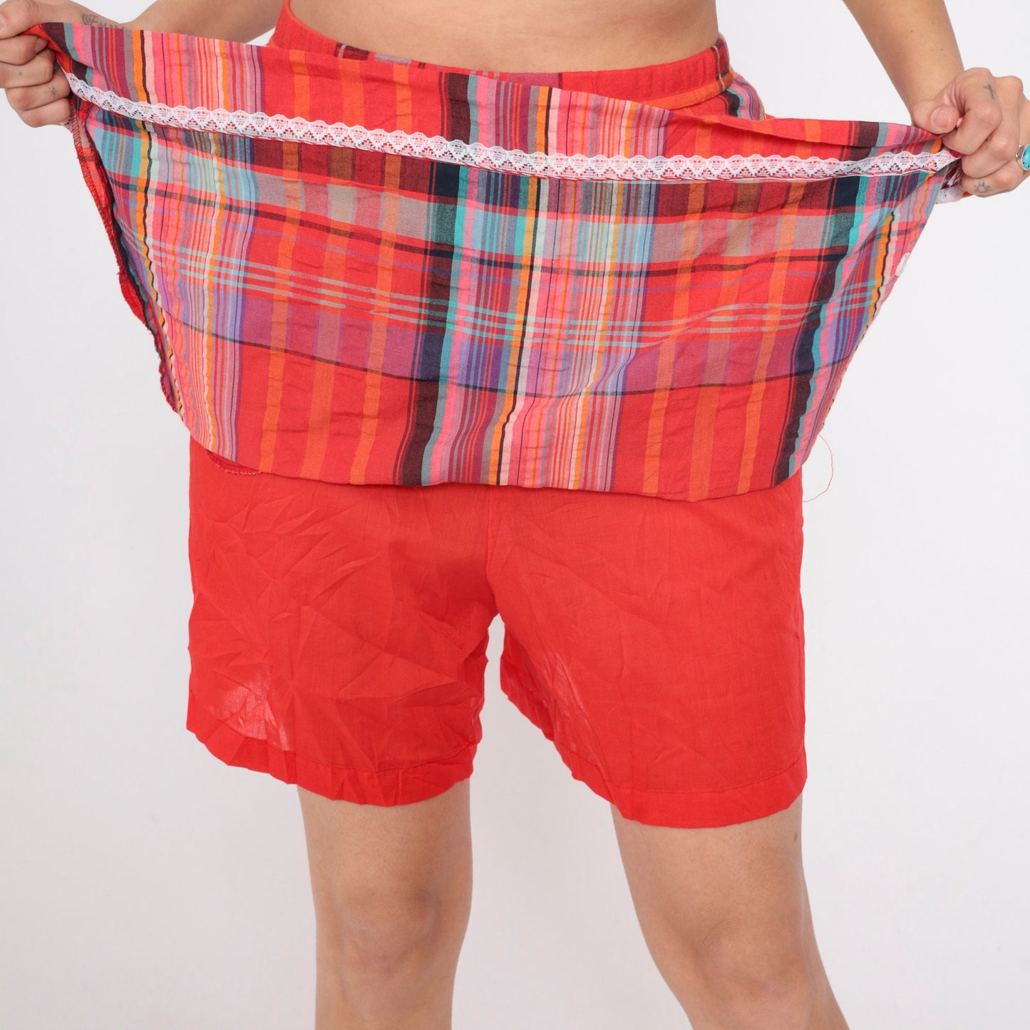 80s Red Plaid Mini Skirt High Waisted Built-In Shorts Slit Medium