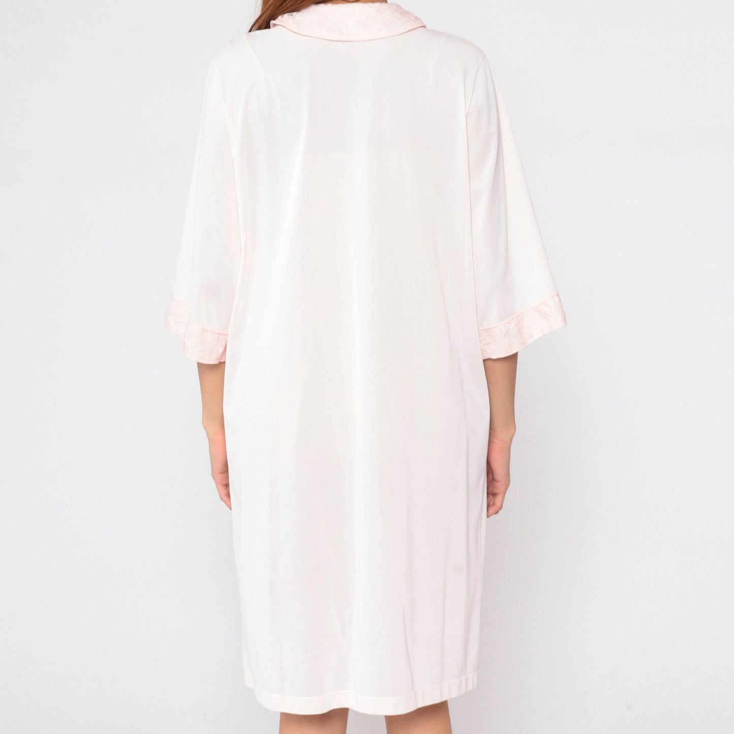 70s Baby Pink Lace Trim Pajama Robe 3/4 Sleeve Button Front Midi Medium