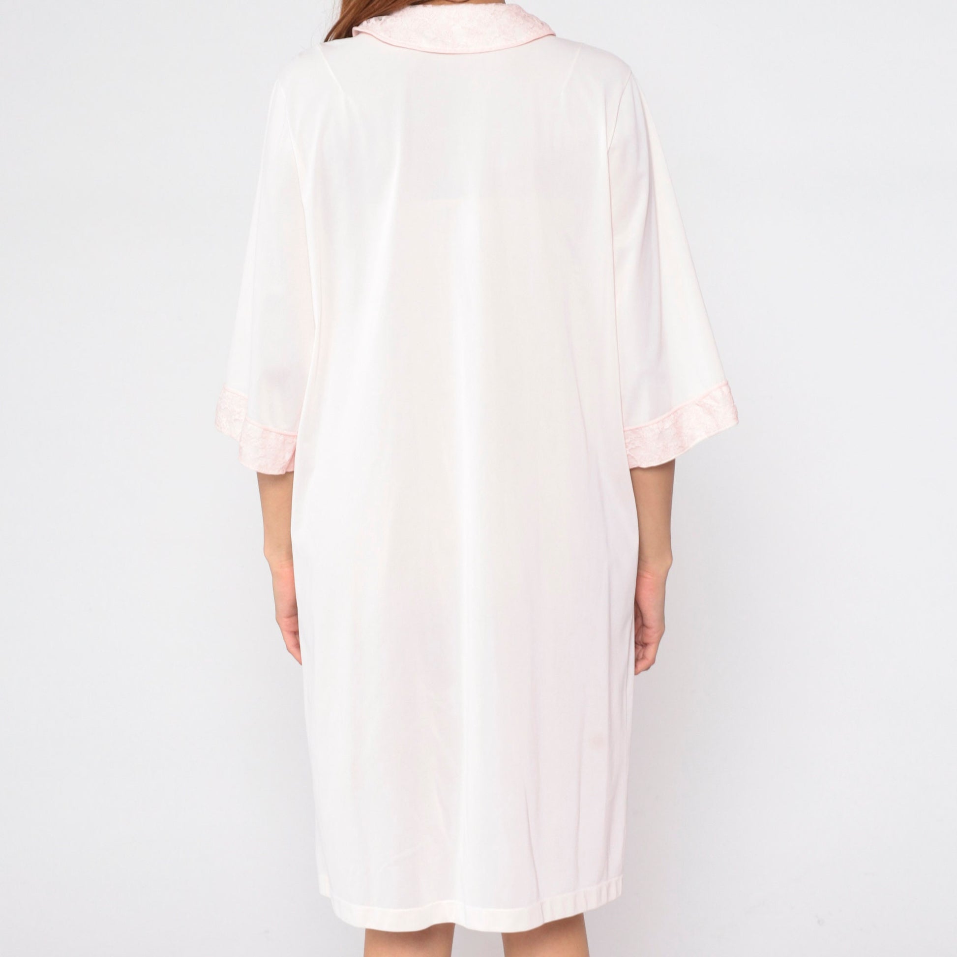 70s Baby Pink Lace Trim Pajama Robe 3/4 Sleeve Button Front Midi Medium