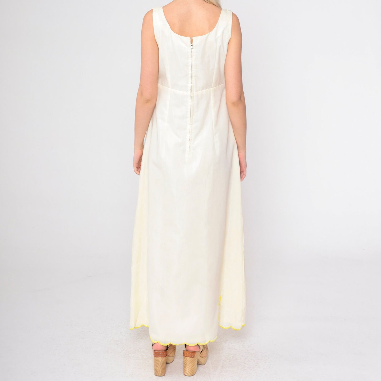 70s Floral Embroidered Maxi Dress Cream Sleeveless High Waist Small