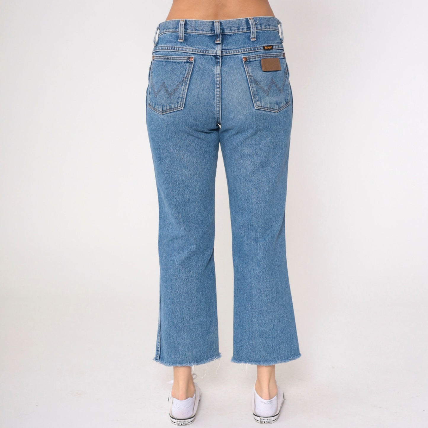 90s Wrangler High Rise Bootcut Jeans Blue Denim Raw Hem Men's 32