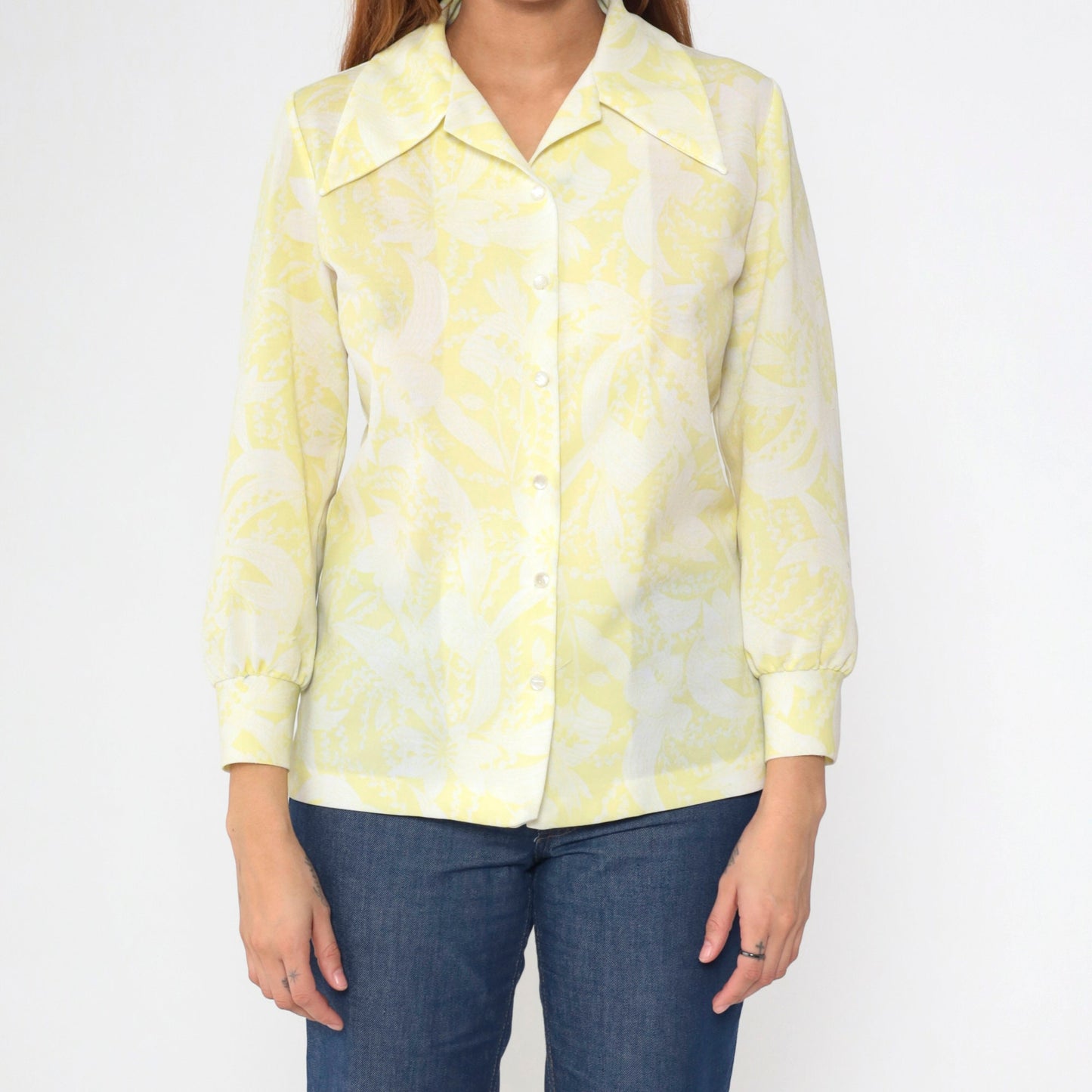70s Floral Button-Up Blouse Yellow White Abstract Flower Print Wing Collar Medium