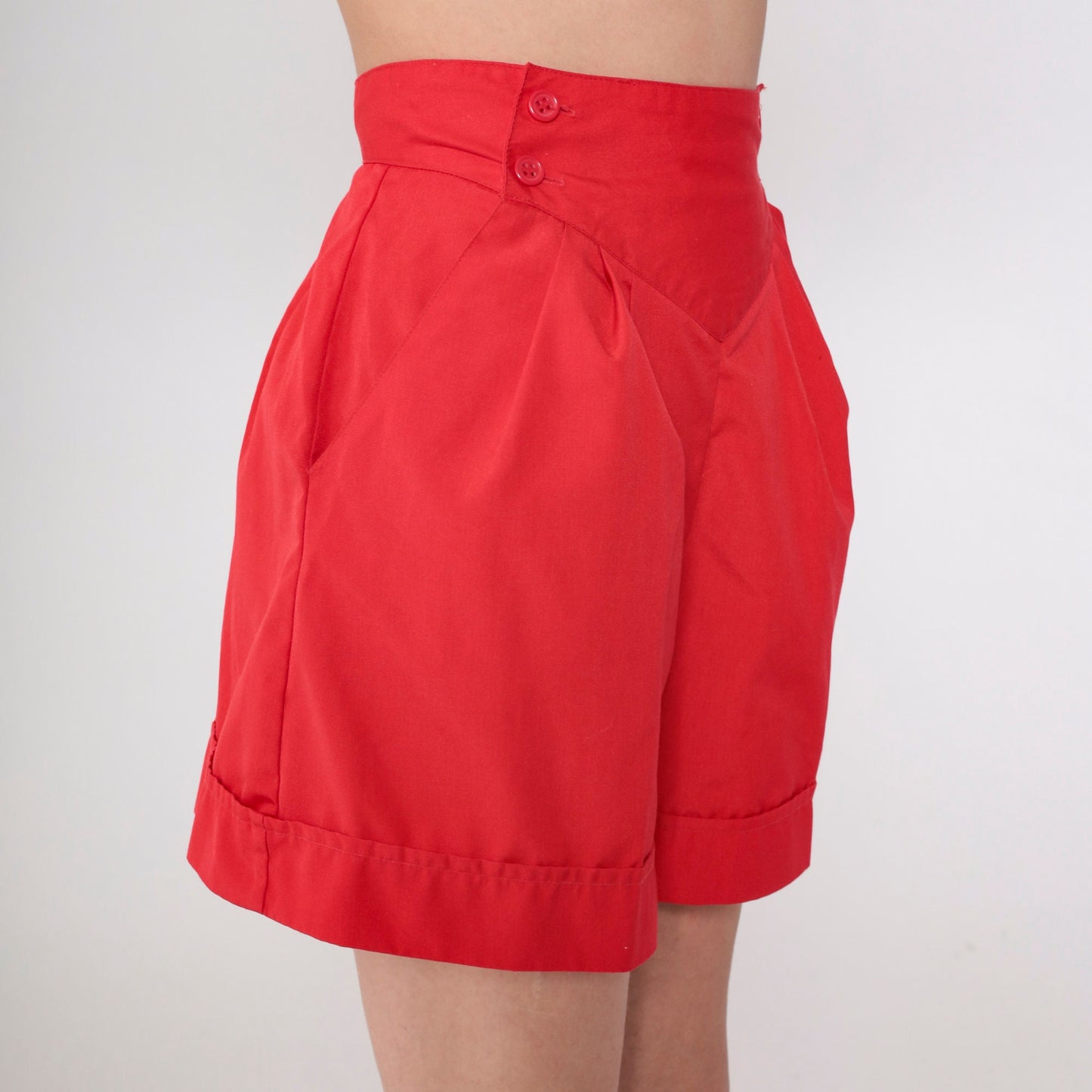 80s Red Pleated High-Waisted Shorts Paper Bag Yoke Button Side Small