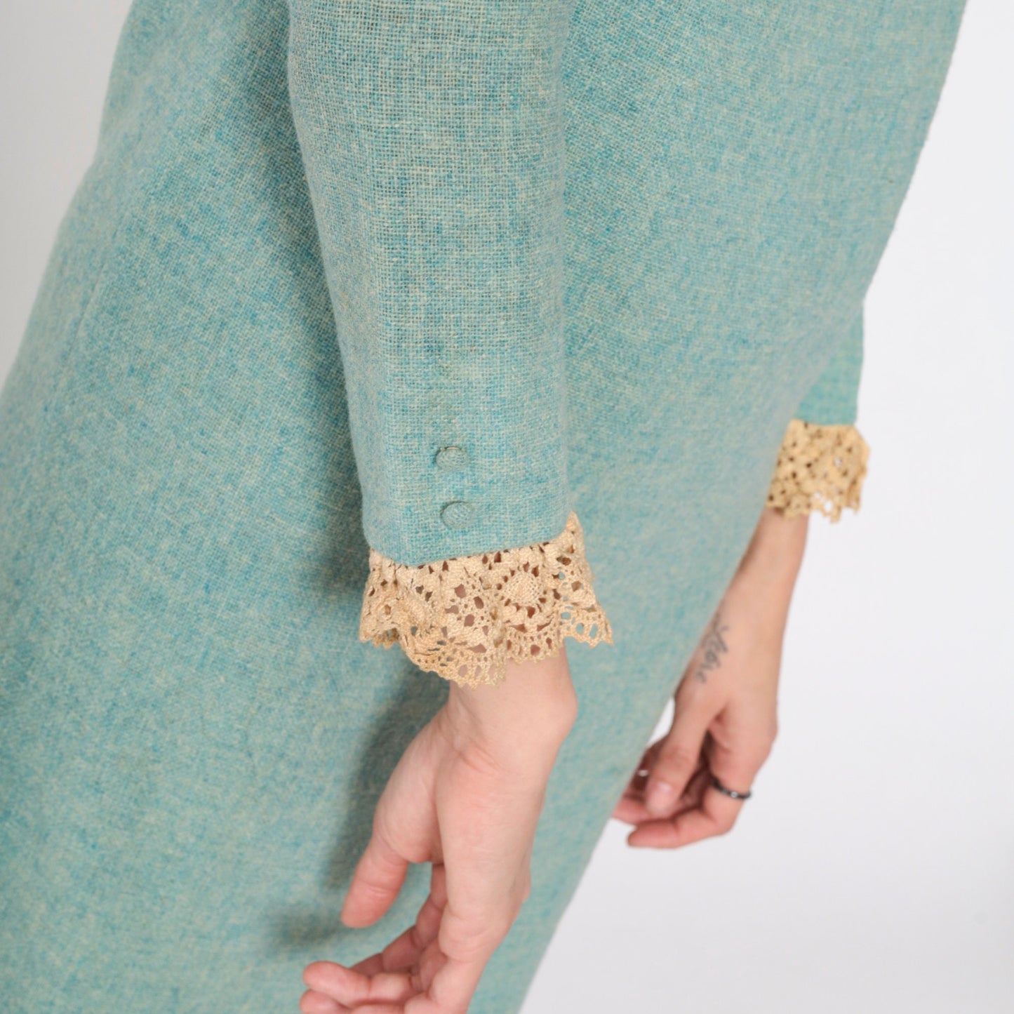 60s Mod Shift Dress Seafoam Wool Blend Lace Collar Long Sleeve Small
