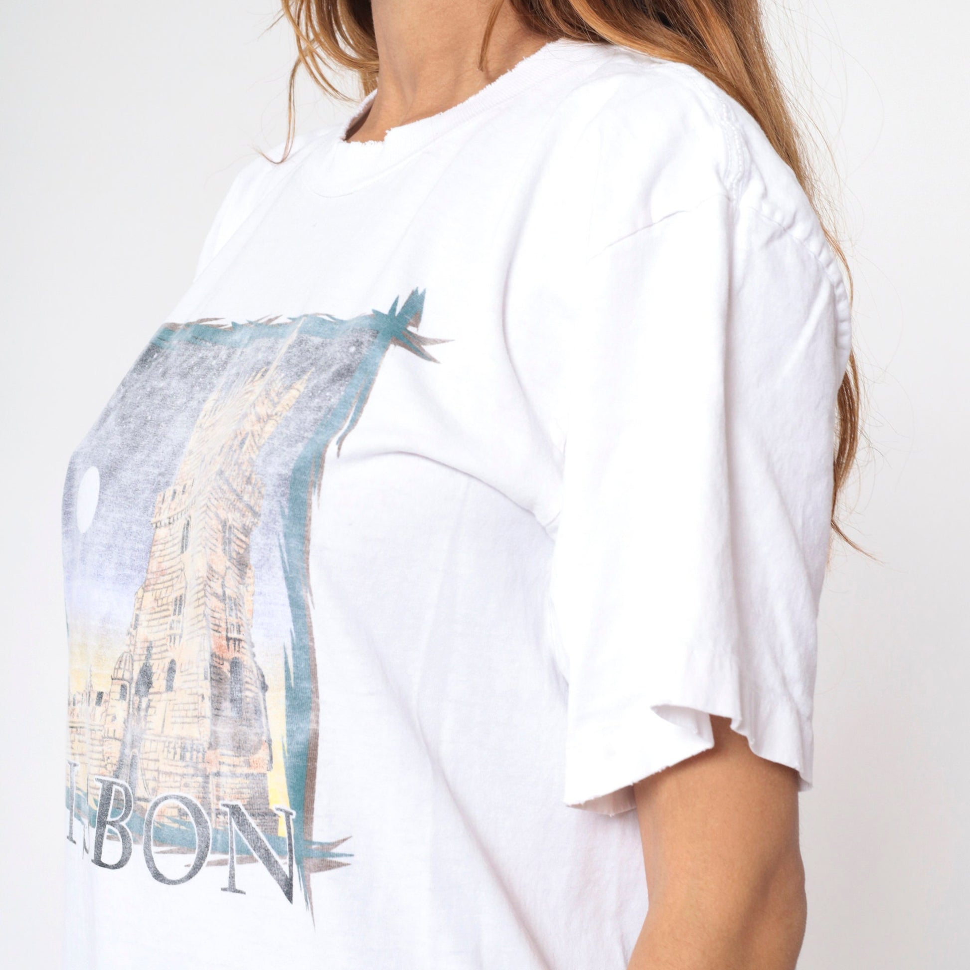 90s Lisbon Belém Tower Portugal Graphic T-Shirt White Distressed Large
