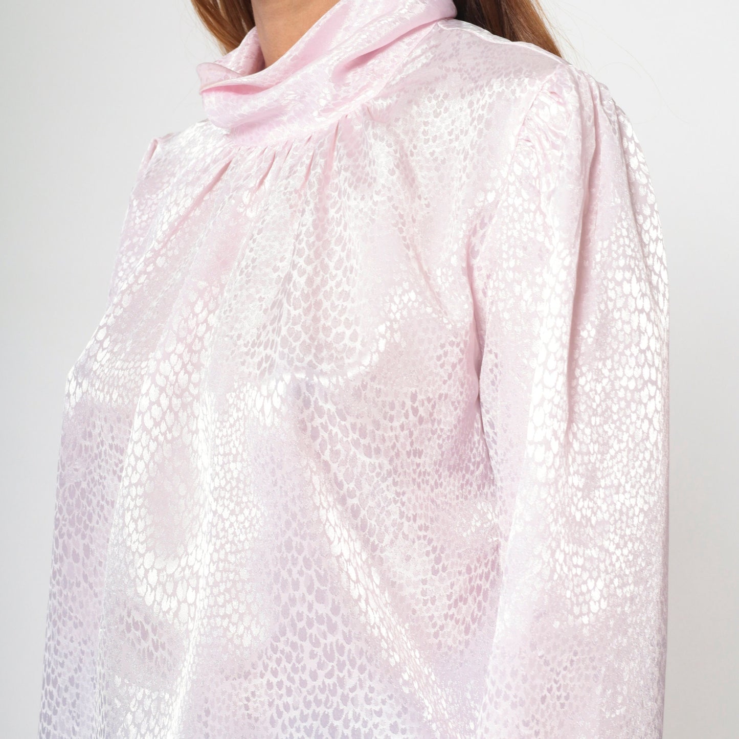 80s Grand Design Baby Pink Embossed Snakeskin Turtleneck Puff Sleeve Blouse Large