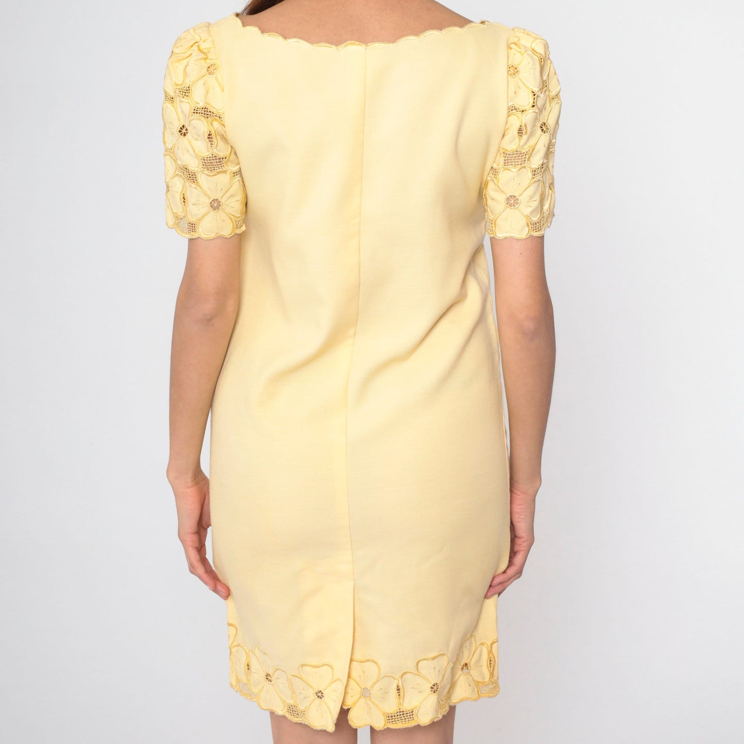 90s Yellow Floral Cutwork Mini Dress Puff Sleeve Scalloped Small
