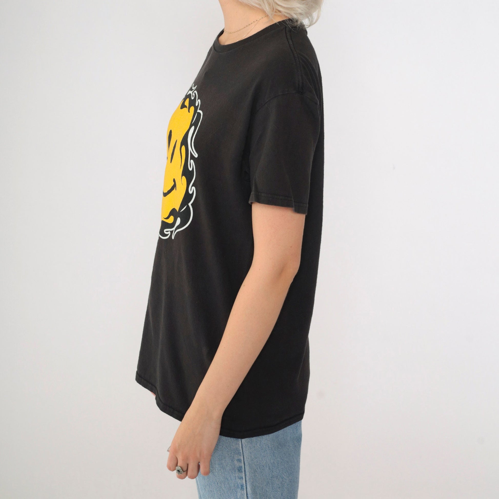 00s Smiley Face Flame Graphic T-Shirt Black Cotton Crew Neck Medium