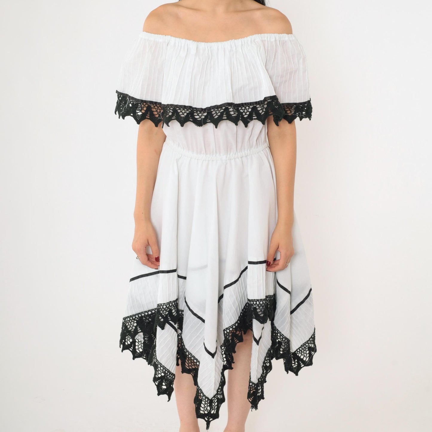 80s White Peasant Dress Off-Shoulder Midi Black Lace Trim Scarf Hem Small