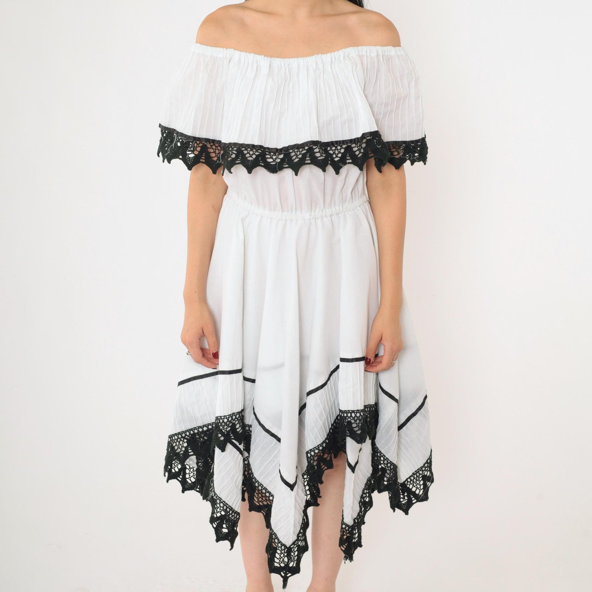 80s White Peasant Dress Off-Shoulder Midi Black Lace Trim Scarf Hem Small
