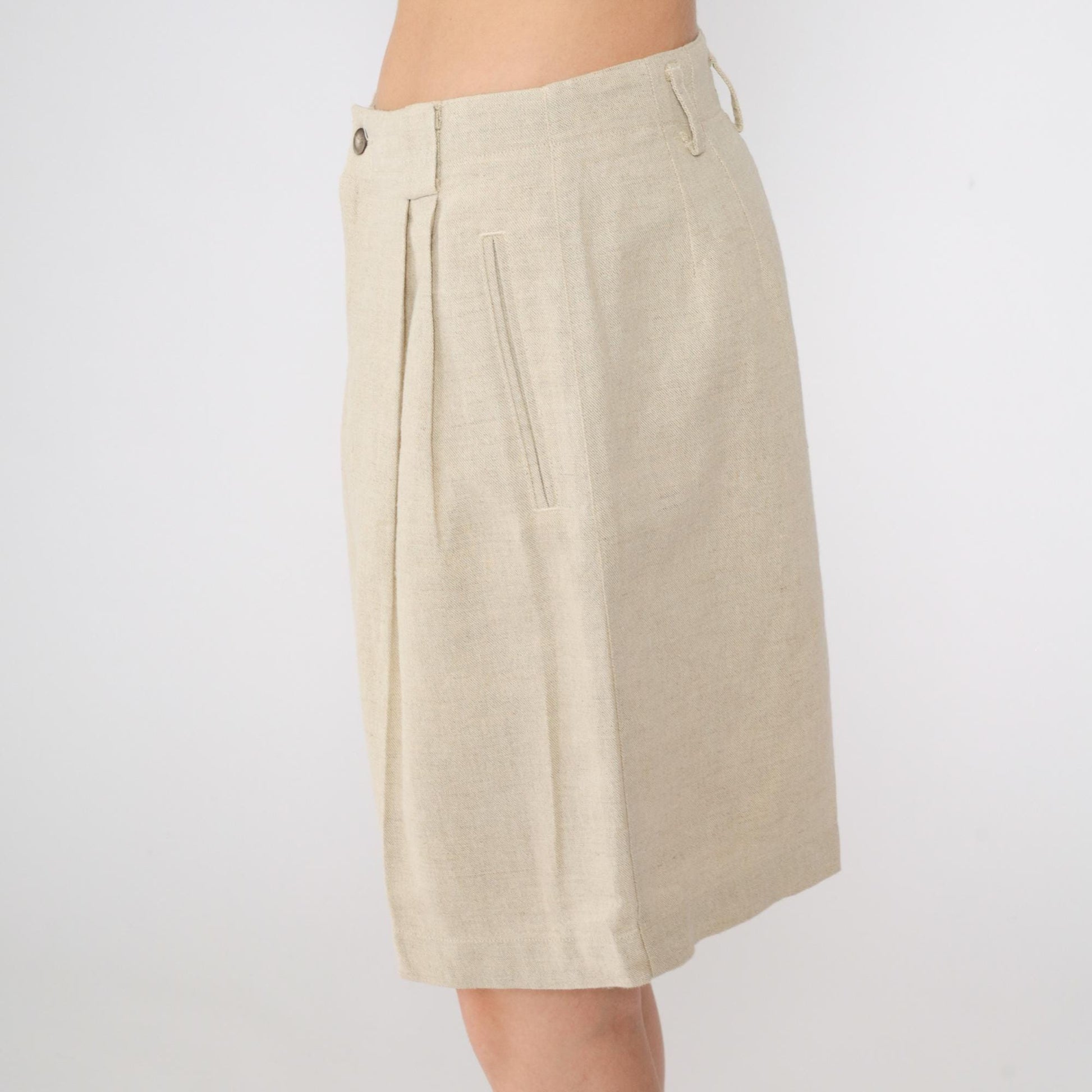 90s Liz Claiborne Pleated Shorts Beige Linen High Waist Medium