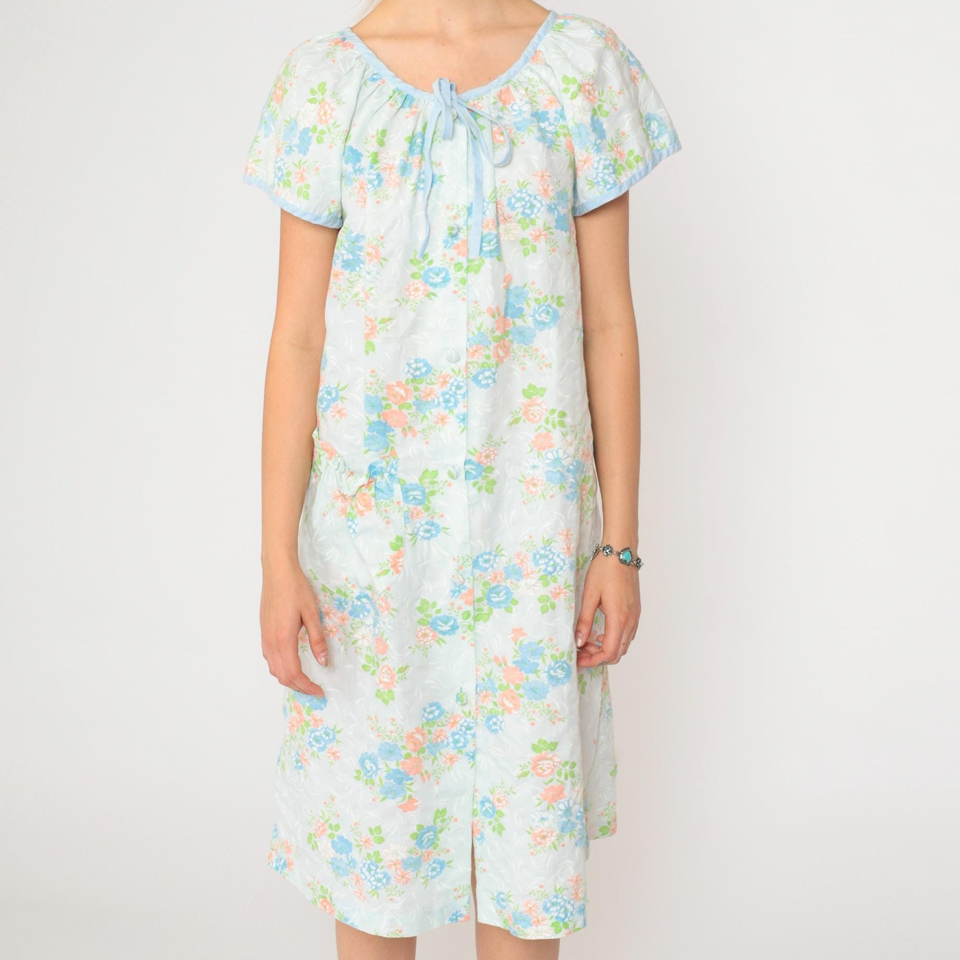 70s Floral Midi Lounge Dress Button-Up Short Sleeve Blue Peach Print Medium M