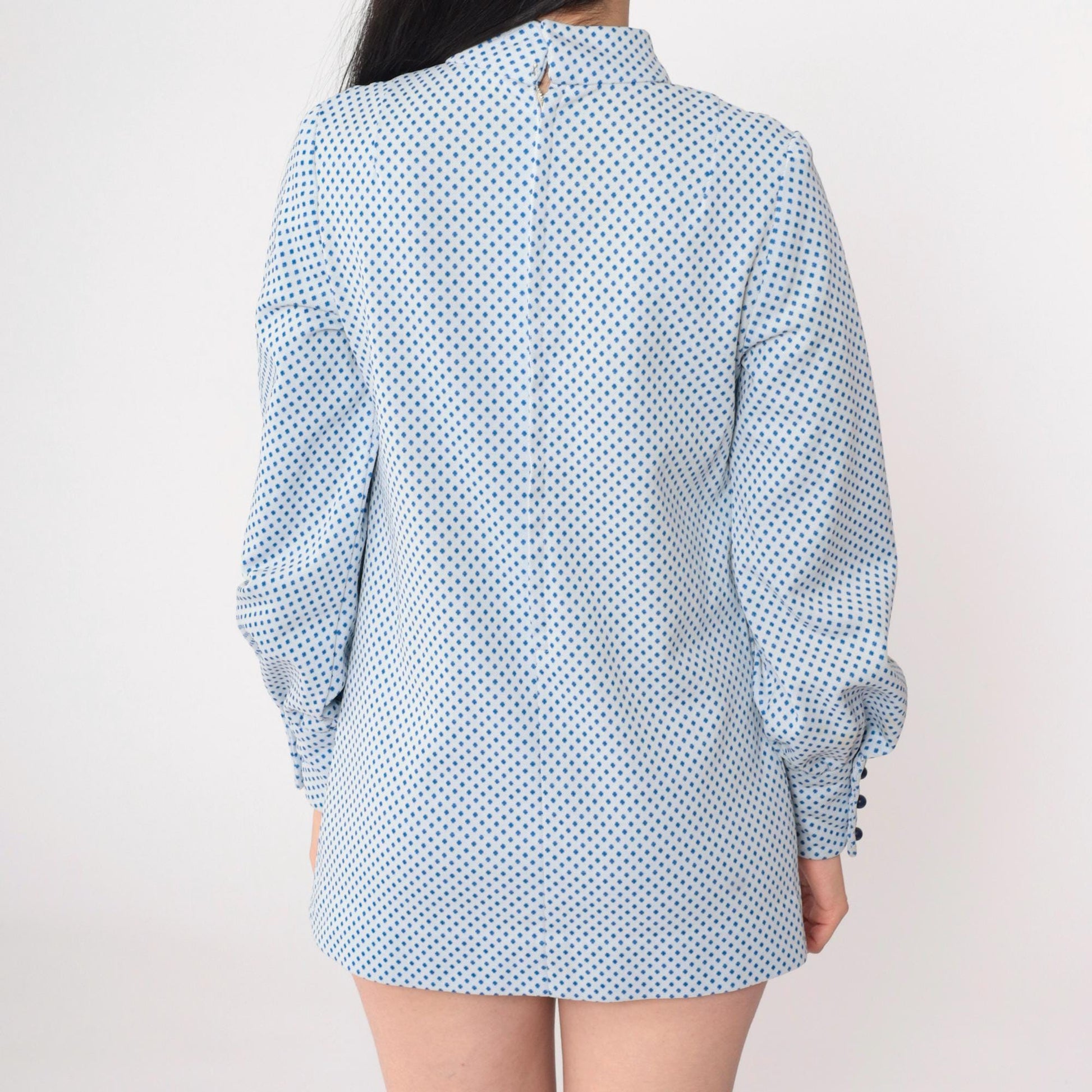 60s Mod Blouse White Blue Polka Dot Mock Neck Long Sleeve Small