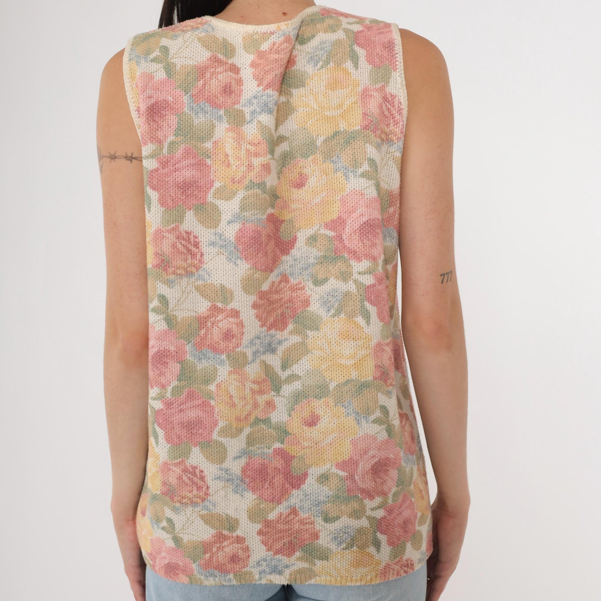 90s Floral Knit Vest Pink Yellow Rose Print Button-Up Sleeveless Medium