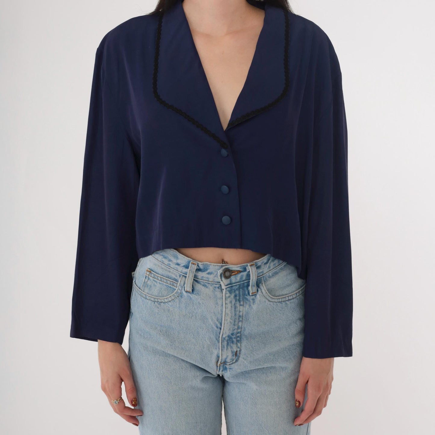 80s Navy Cropped Button-Up Blouse Black Trim Collar Long Sleeve Large