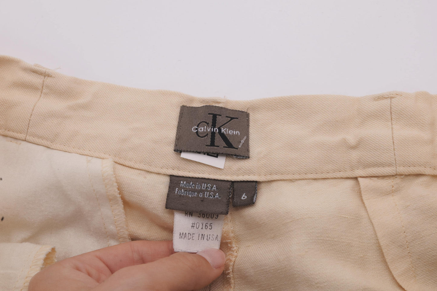 90s Calvin Klein Light Yellow Viscose Linen Pleated High-Waist Tapered Trousers Small 6