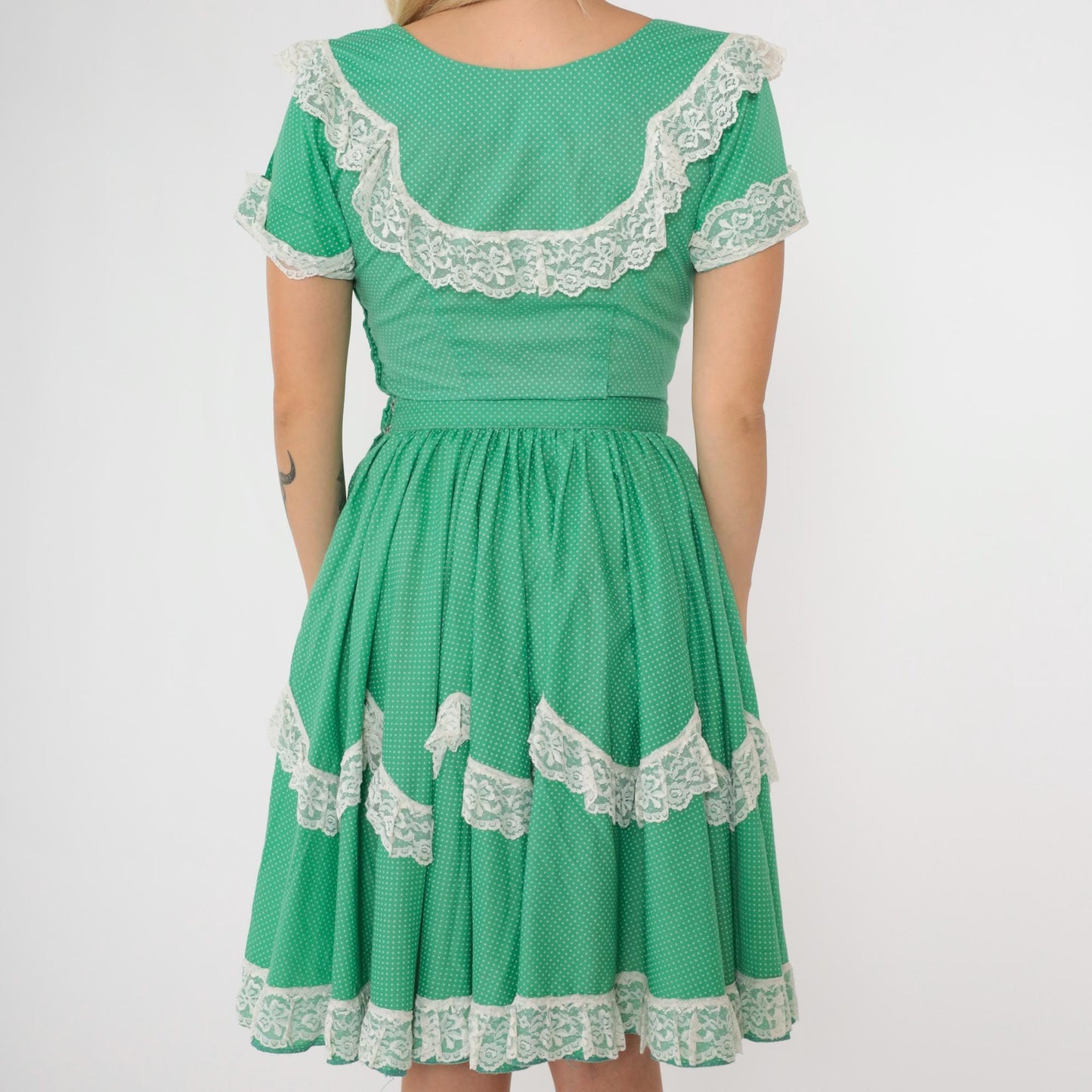 1950s Western Square Dance Dress Green Polka Dot Lace Trim Full Skirt Small