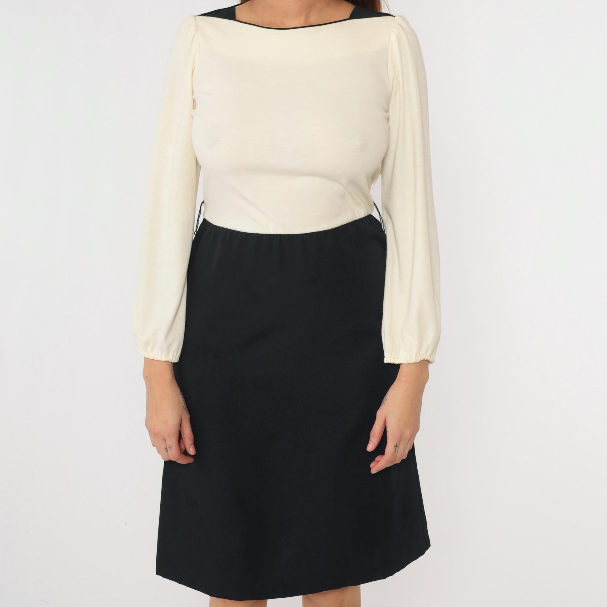 70s Color Block Dress Cream Black Boatneck Puff Sleeve Midi Extra Small