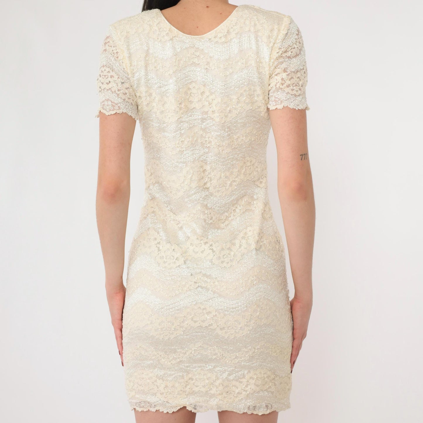 90s Scarlett Cream Lace Mini Dress Zigzag V-Neck Short Sleeve Small