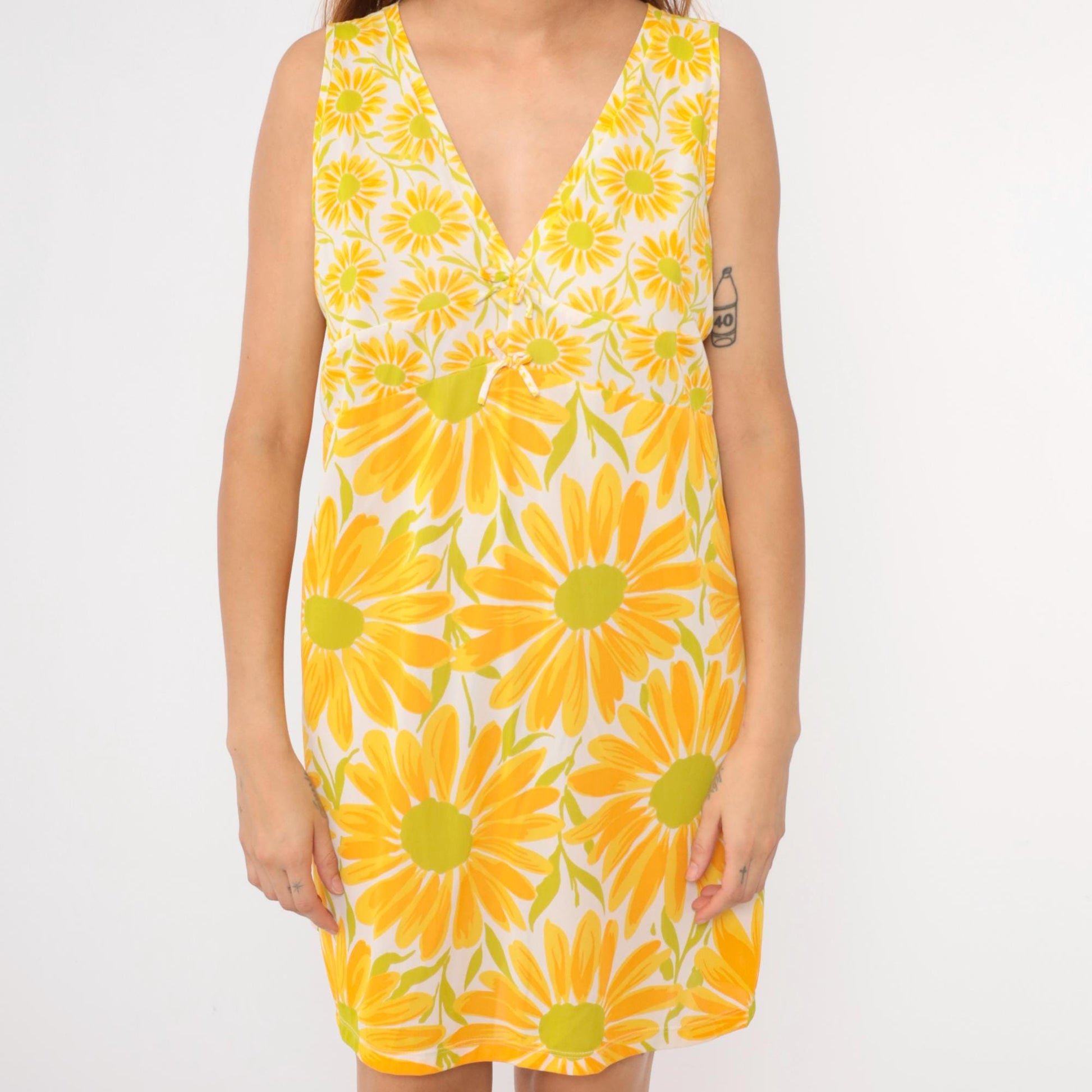 70s Yellow Floral White Slip Dress Nightgown Empire Waist Mini Large