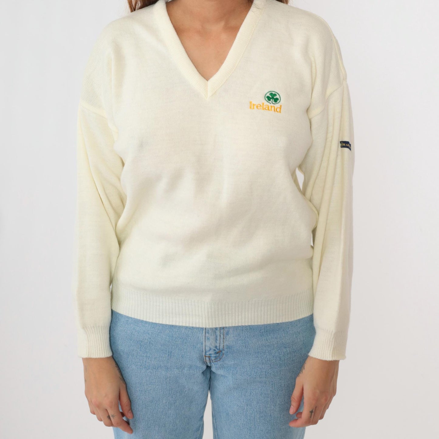 80s Blarney Castle Irish Sweater Off-White Shamrock V-Neck Knit Medium