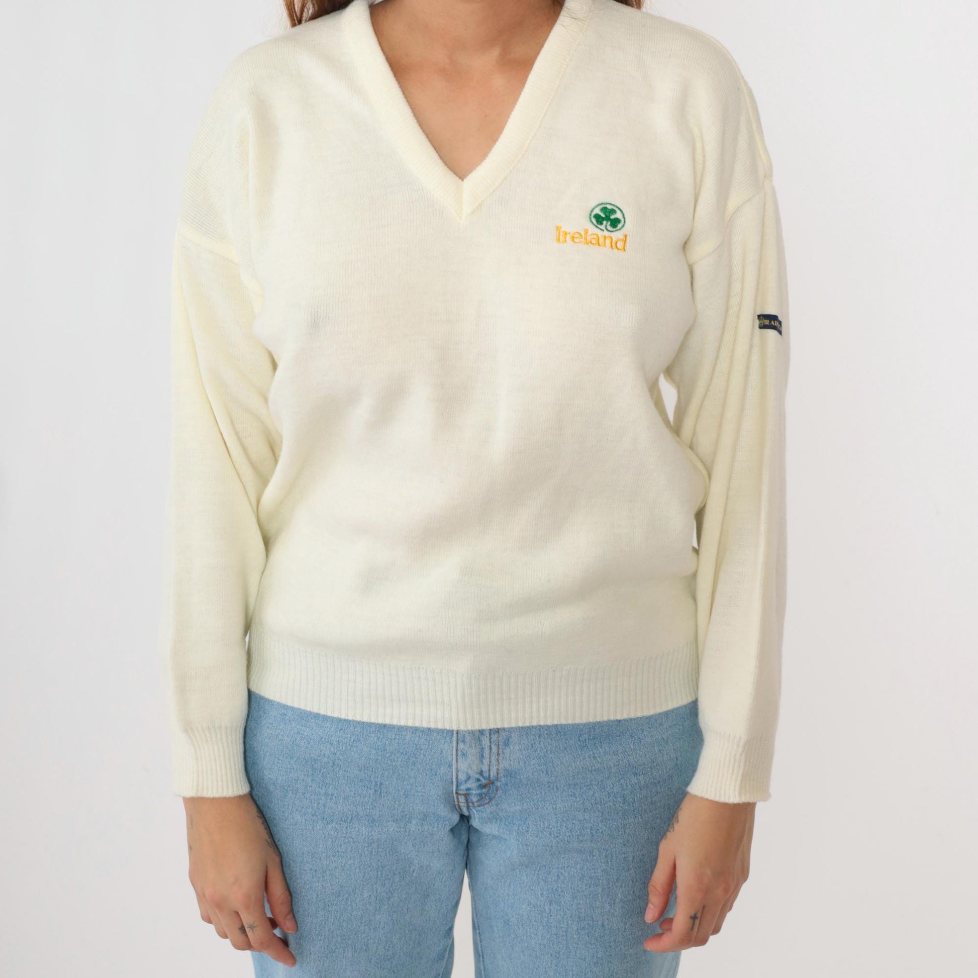 80s Blarney Castle Irish Sweater Off-White Shamrock V-Neck Knit Medium