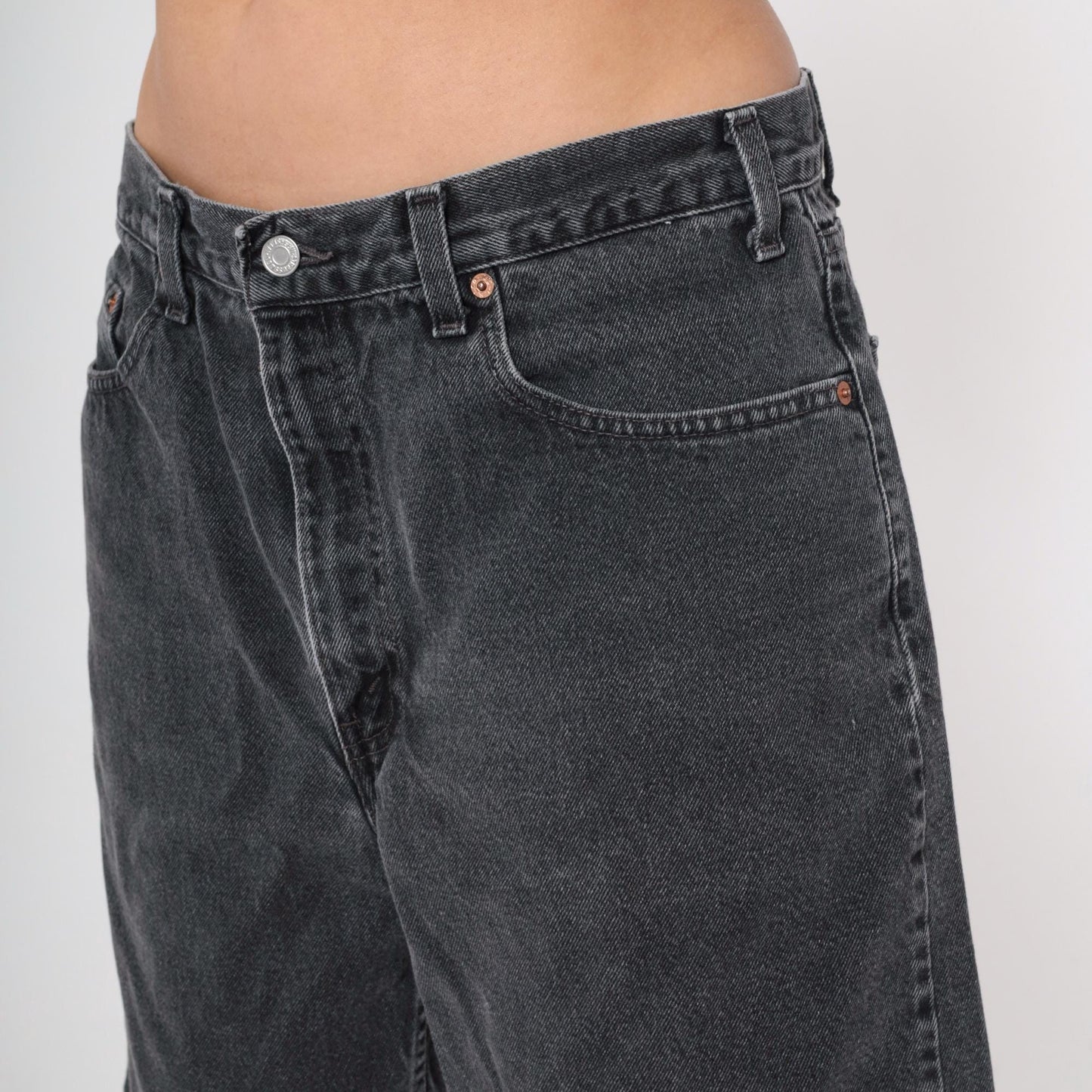 90s Levi's 550 Black Denim Shorts High Waist Knee Length Men's 38