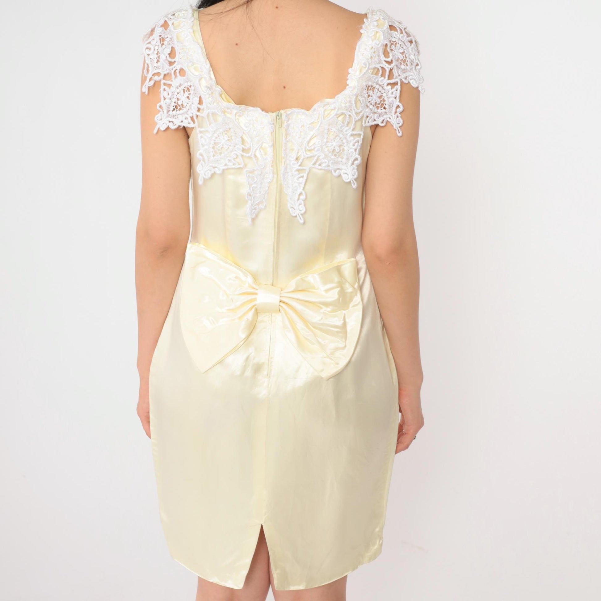 90s Cream Satin Lace Shift Dress Mini Sleeveless Small S