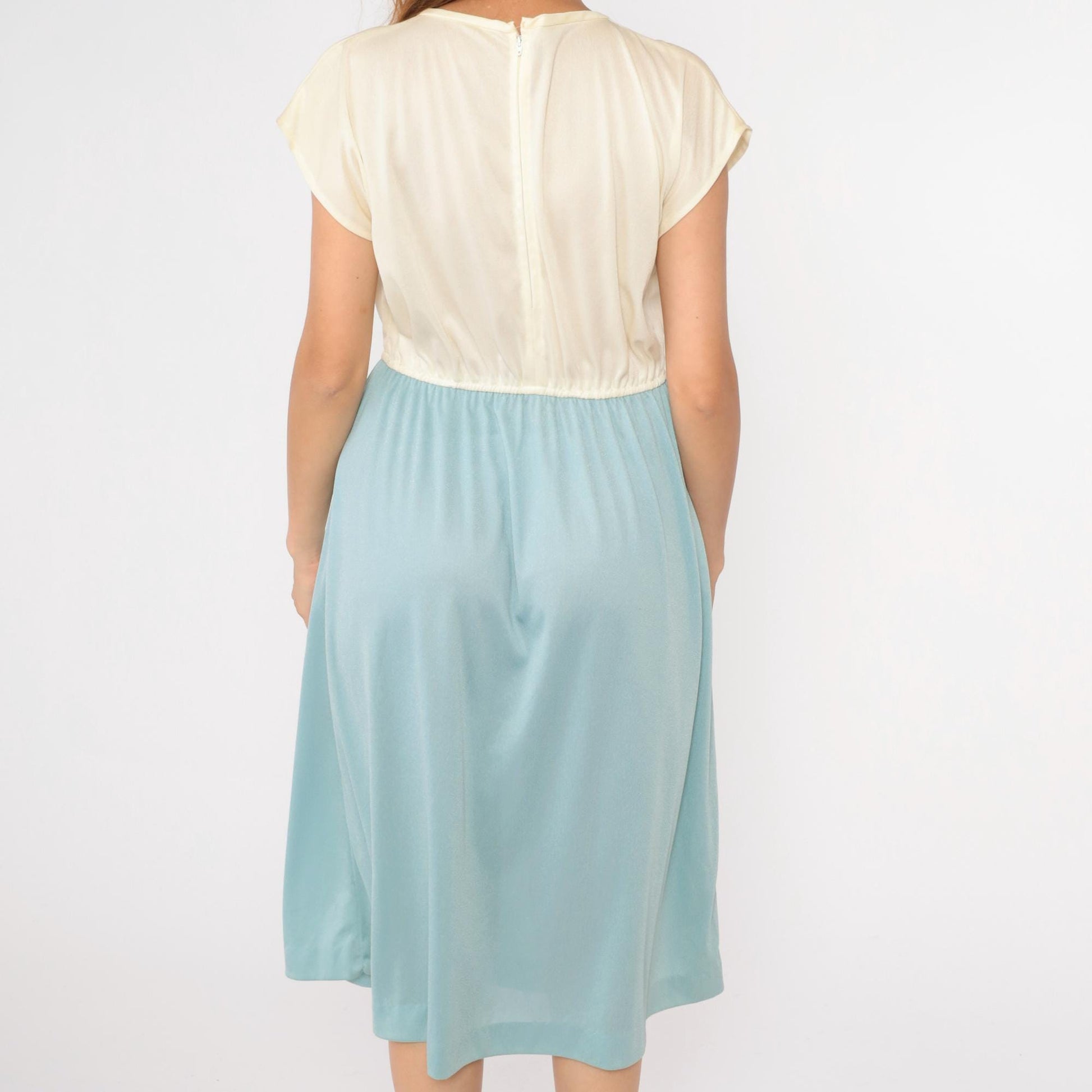 70s Color Block Midi Dress Baby Blue Cream Cap Sleeve Elastic Waist Medium