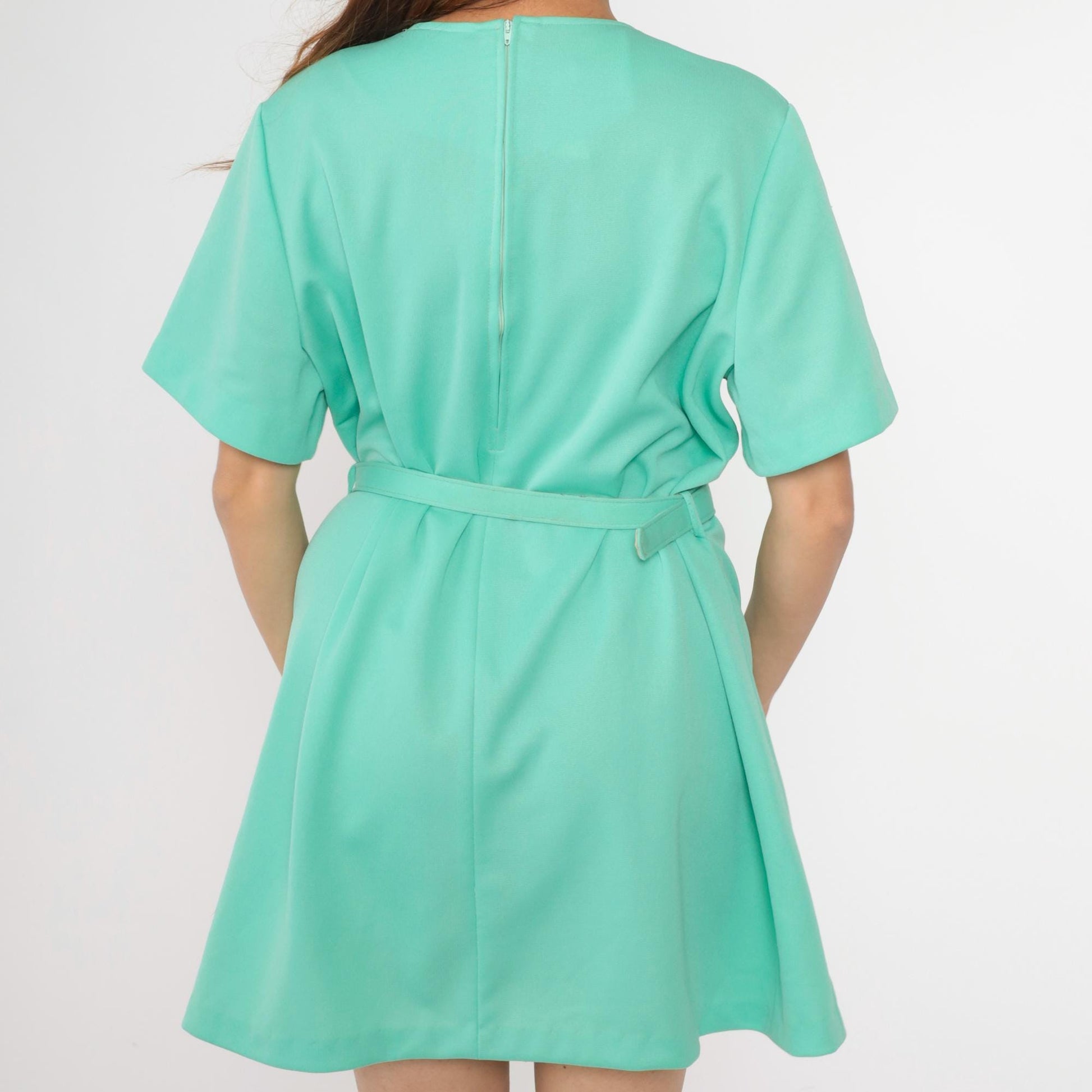 1970s Mint Green Shift Mini Dress Short Sleeve Belt XXL