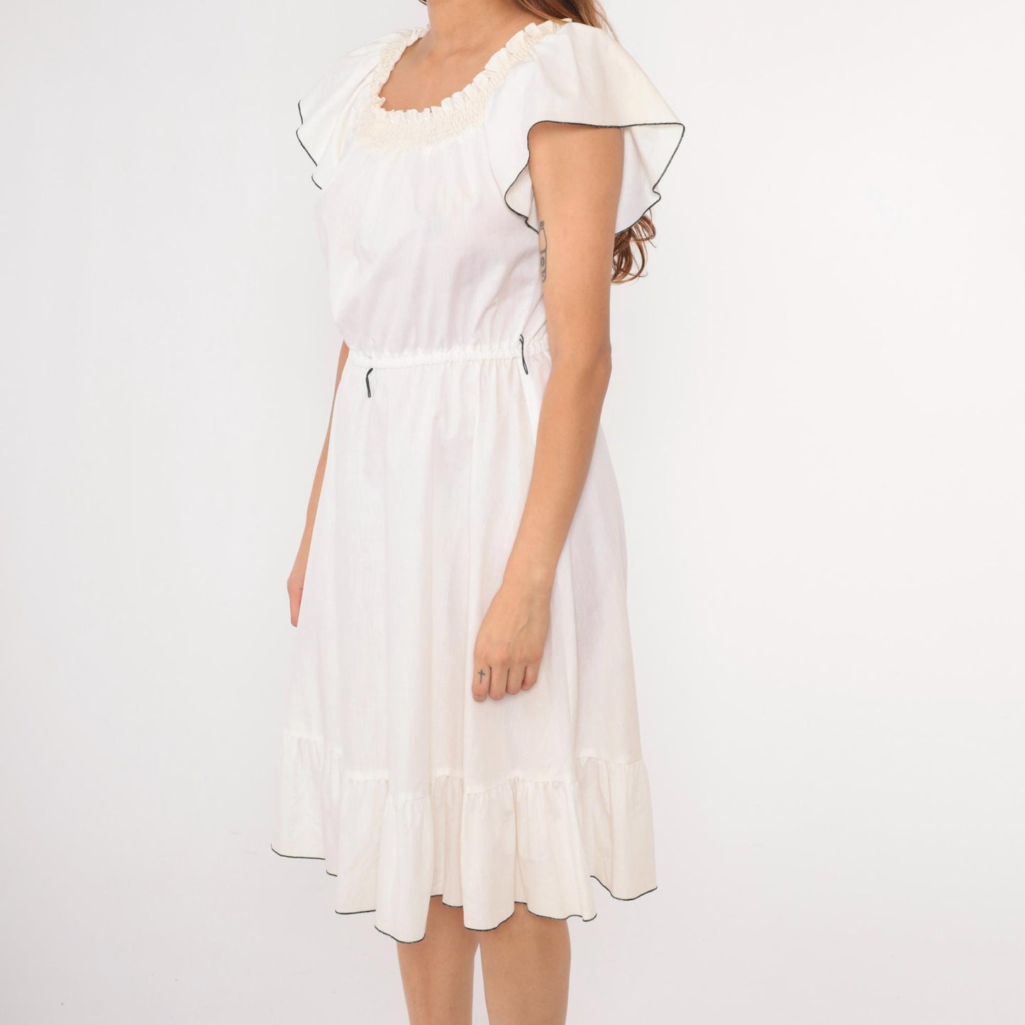 80s White Peasant Dress Smocked Neckline Flutter Sleeve Midi Medium