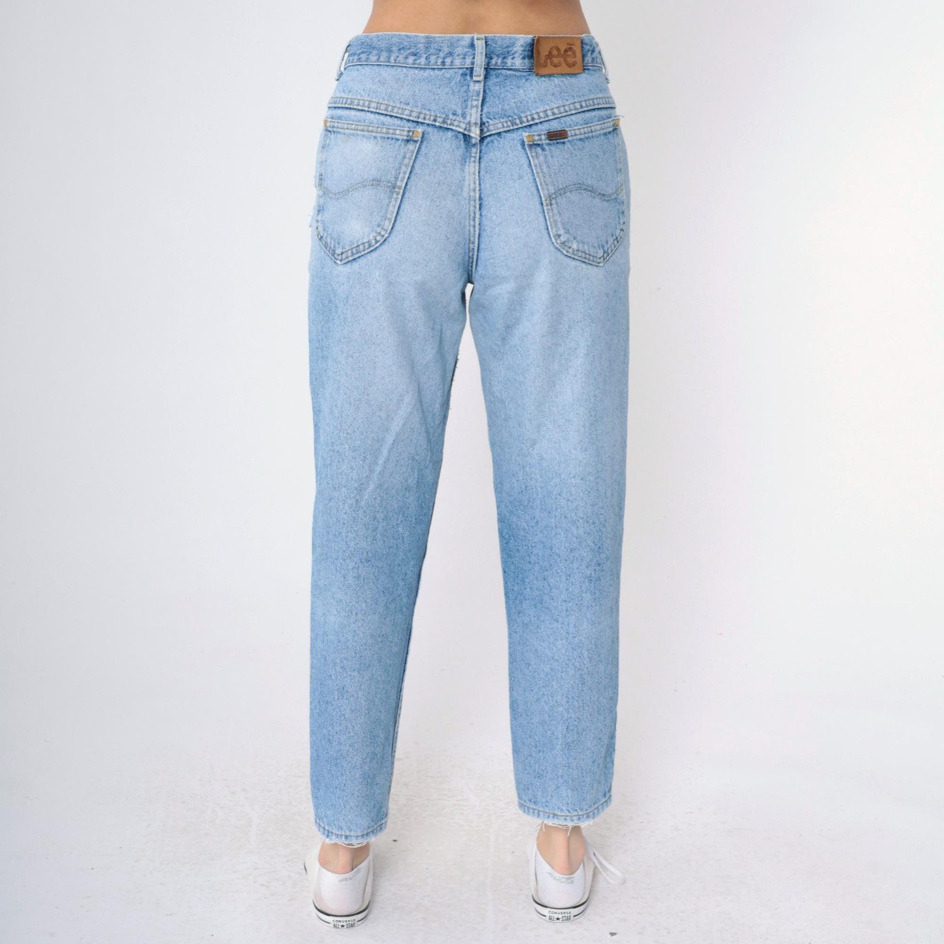 90s Lee High-Waist Tapered Jeans Light Wash Distressed Rips Medium