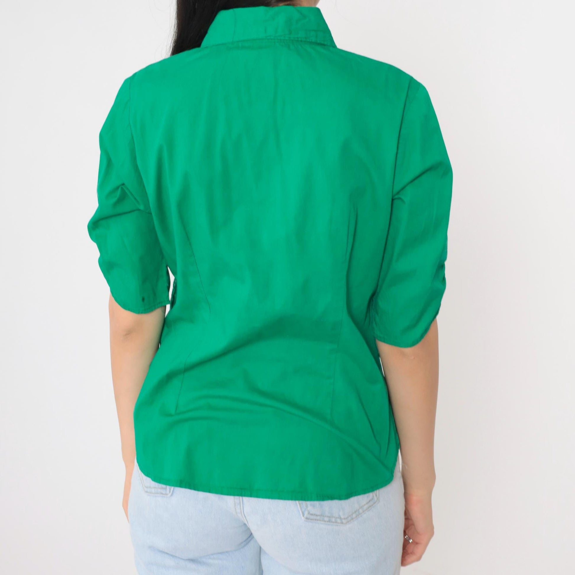 90s Kelly Green Button-Up Blouse Princess Seam Fitted Collared Top Medium
