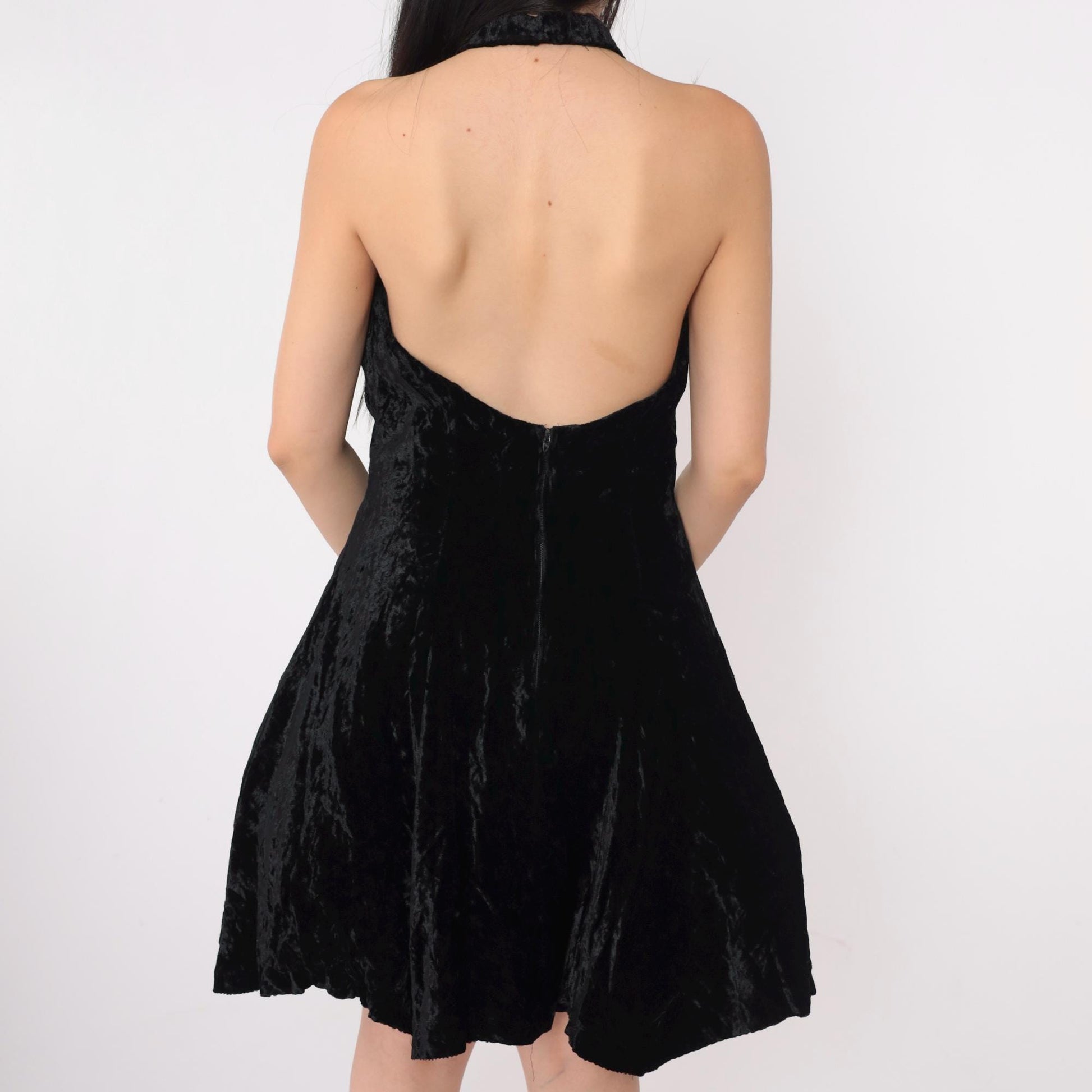 80s Positively Ellyn Black Velvet Halter Mini Dress Sweetheart Neckline Medium