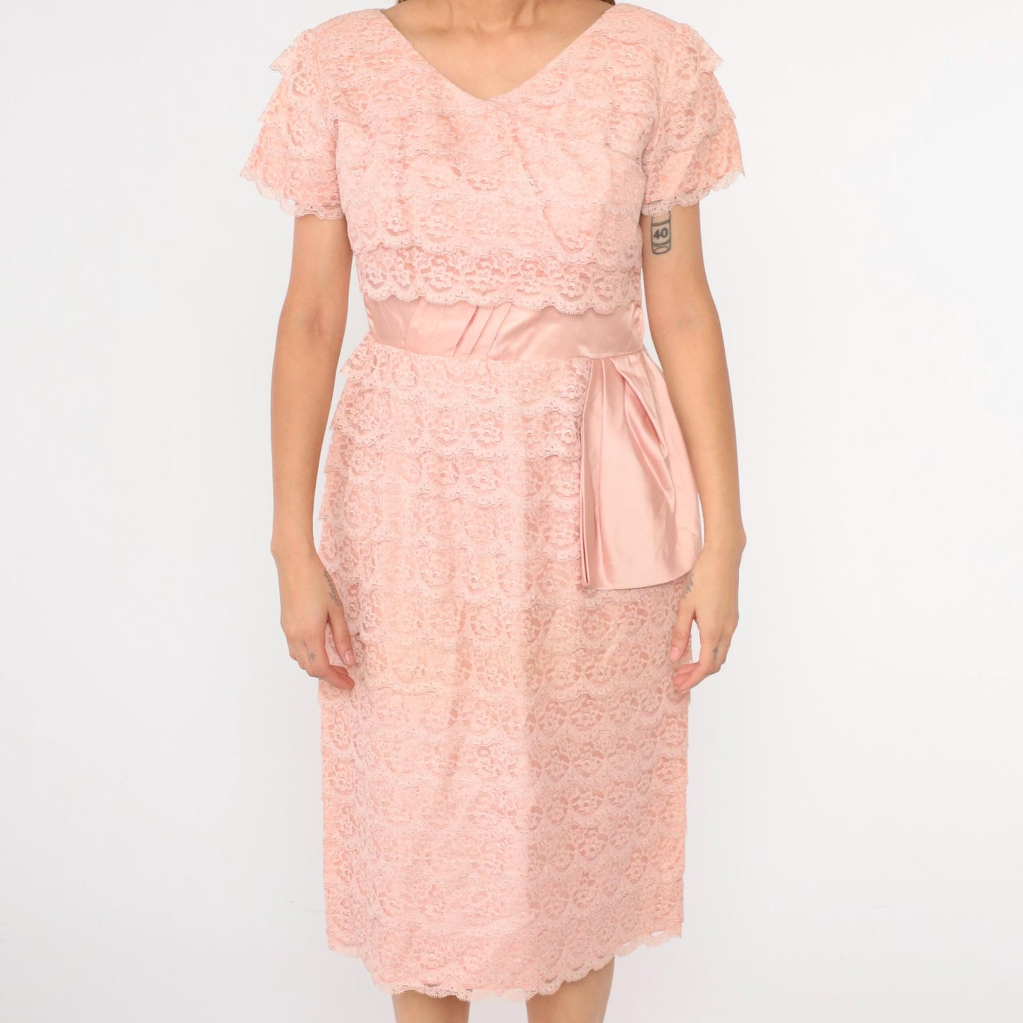 1960s Pink Lace Cocktail Dress Satin Trim High Waist Short Sleeve Medium Large