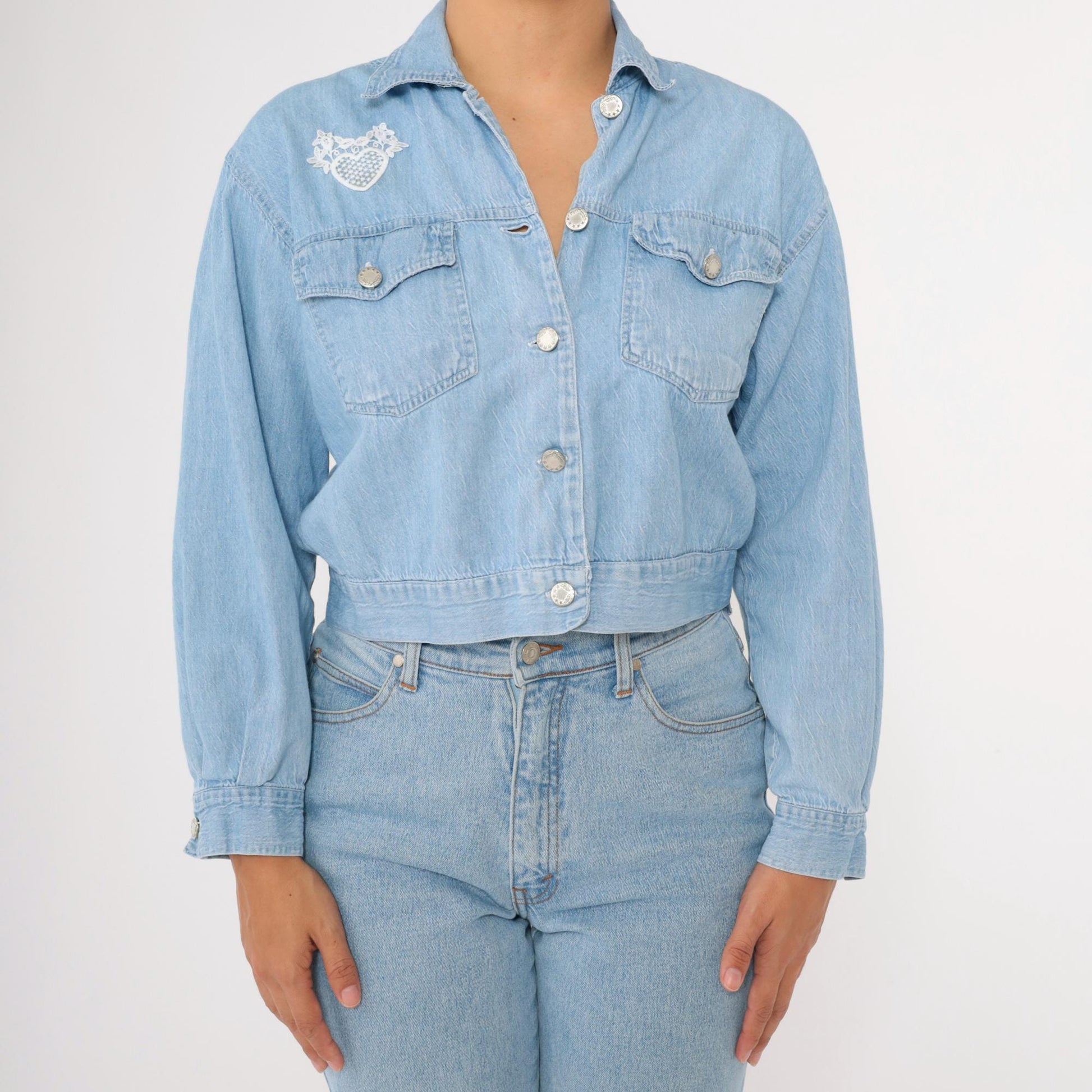 90s Light Wash Denim Crop Shirt Lace Heart Detail Button Up Small