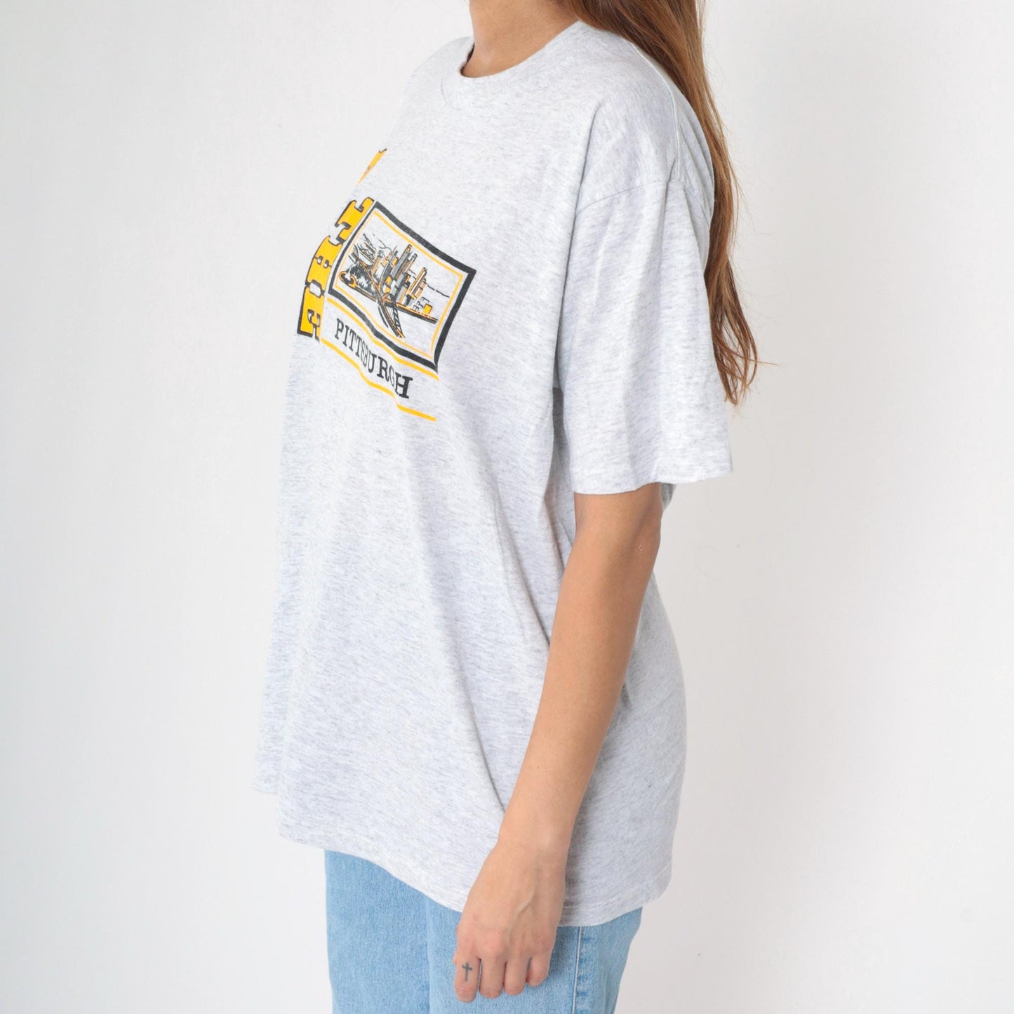 90s Pittsburgh Cityscape Graphic T-Shirt Grey The Burgh Jerzees Extra Large